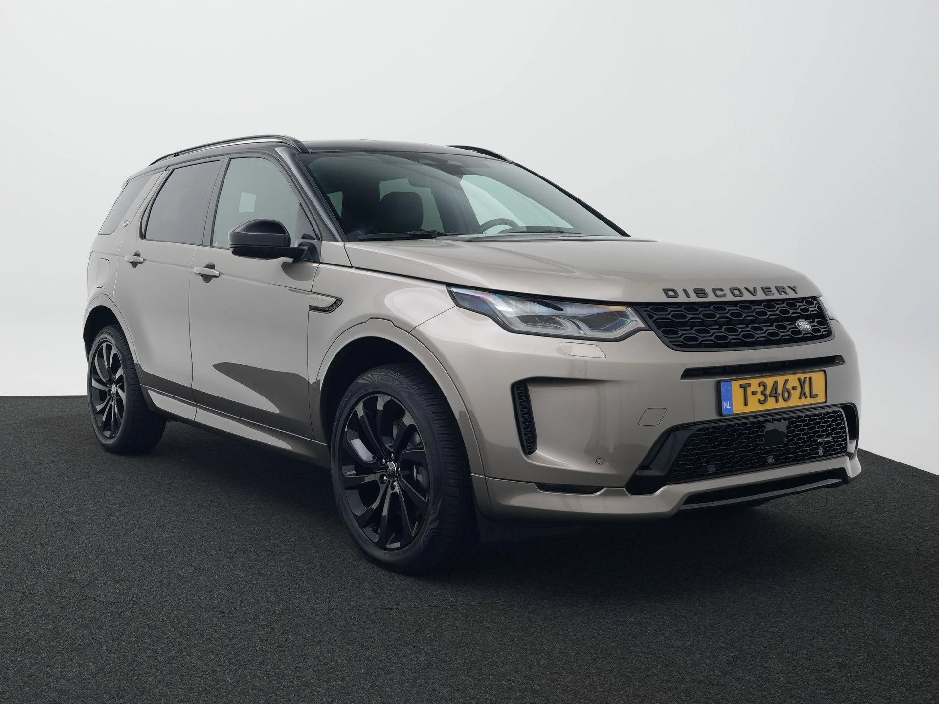 Land Rover-Discovery Sport-image-12