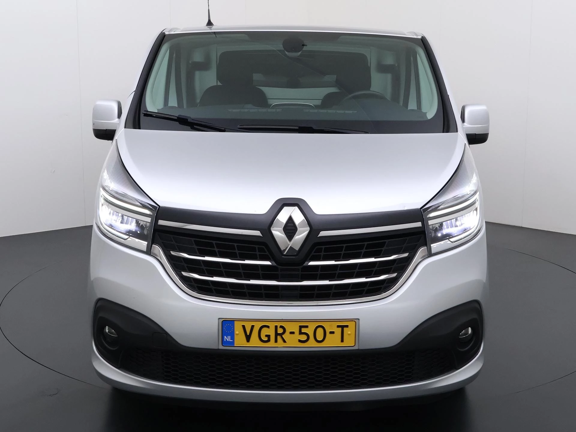 Renault-Trafic-image-8