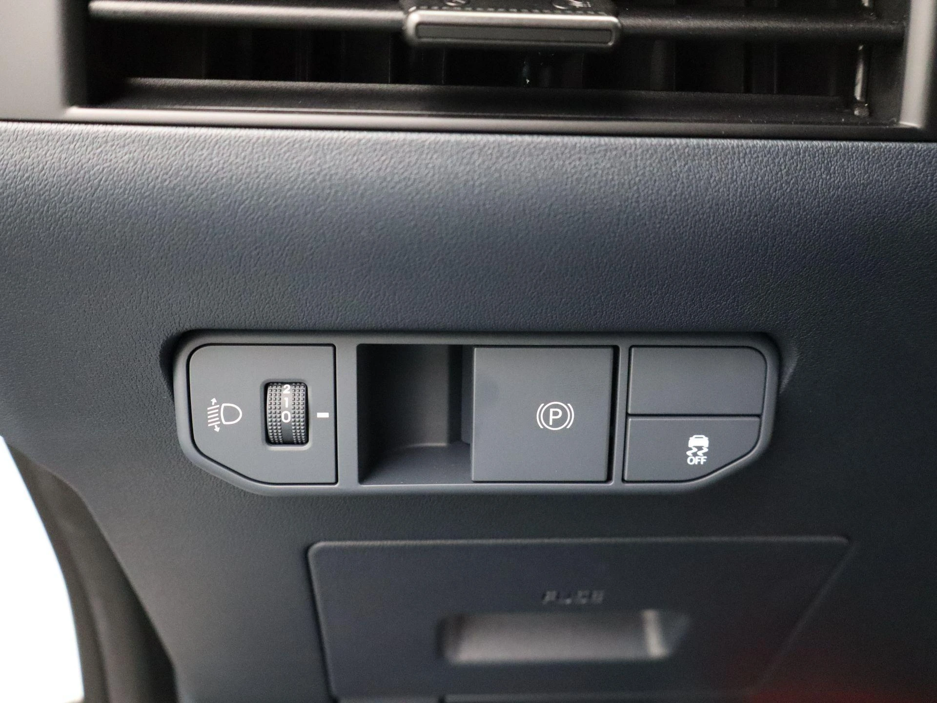 Kia-PV5-image-18