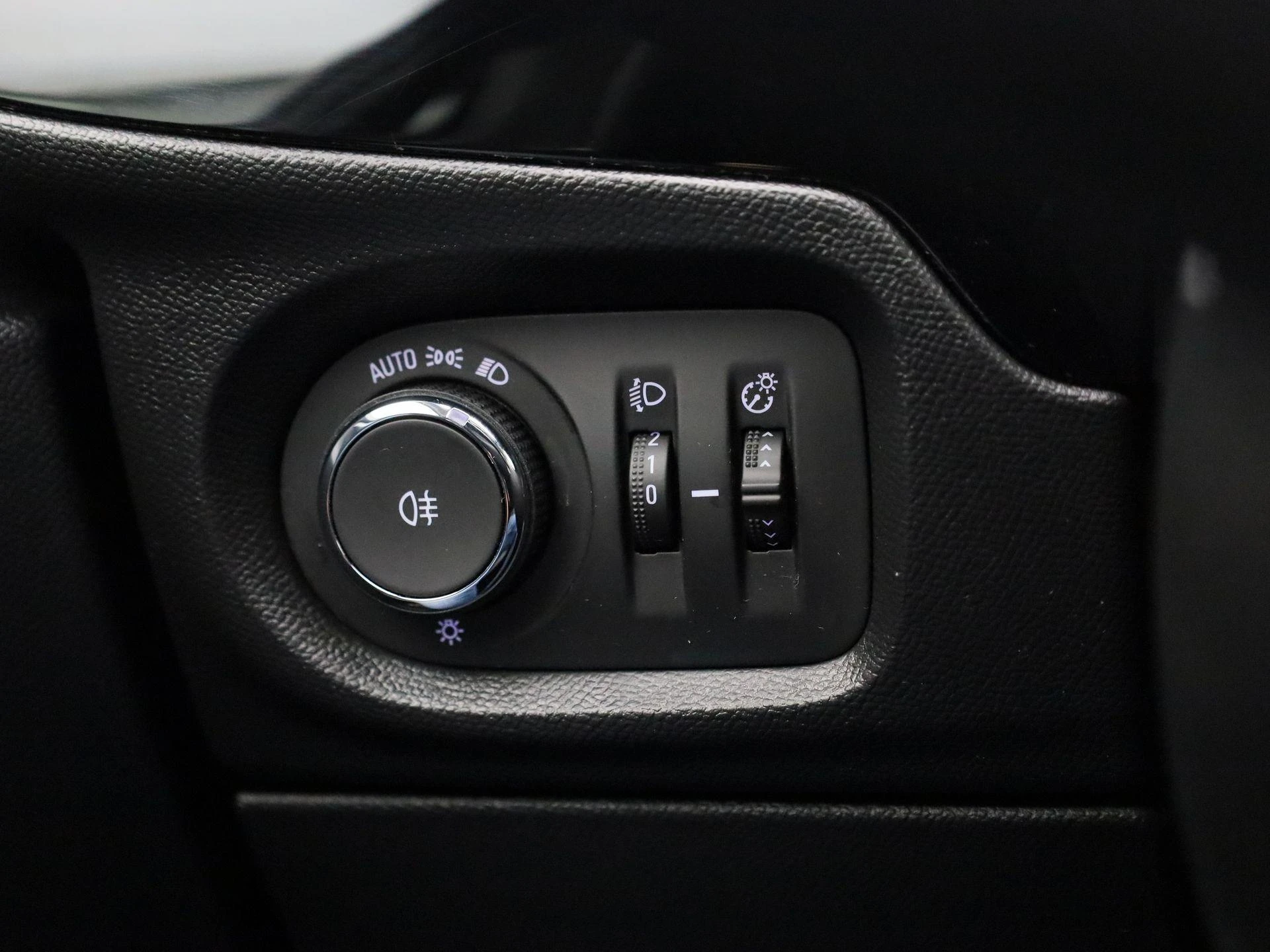 Opel-Corsa-image-18