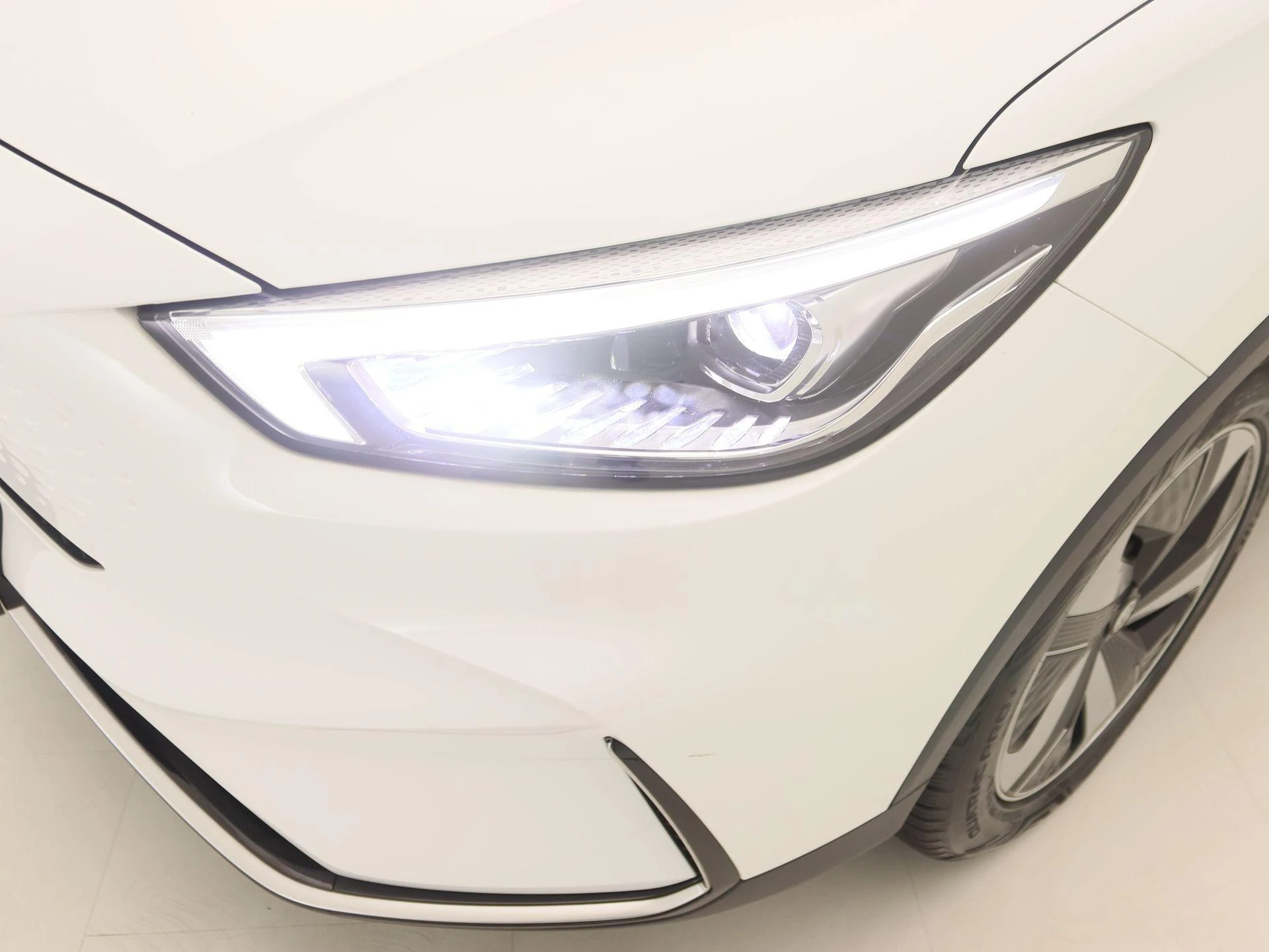 MG-ZS EV-image-13