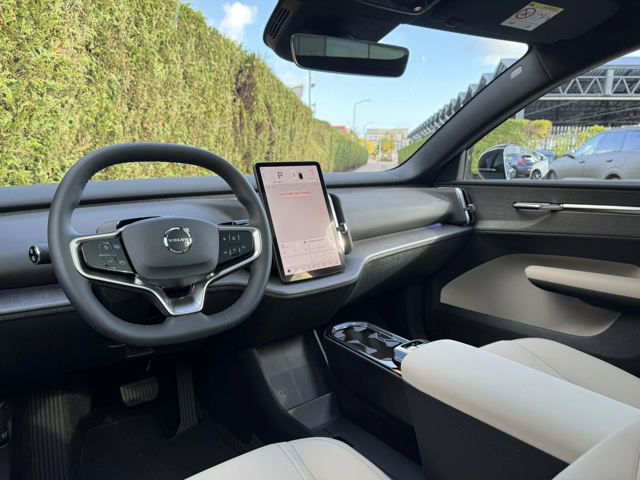 Volvo-EX30-image-1
