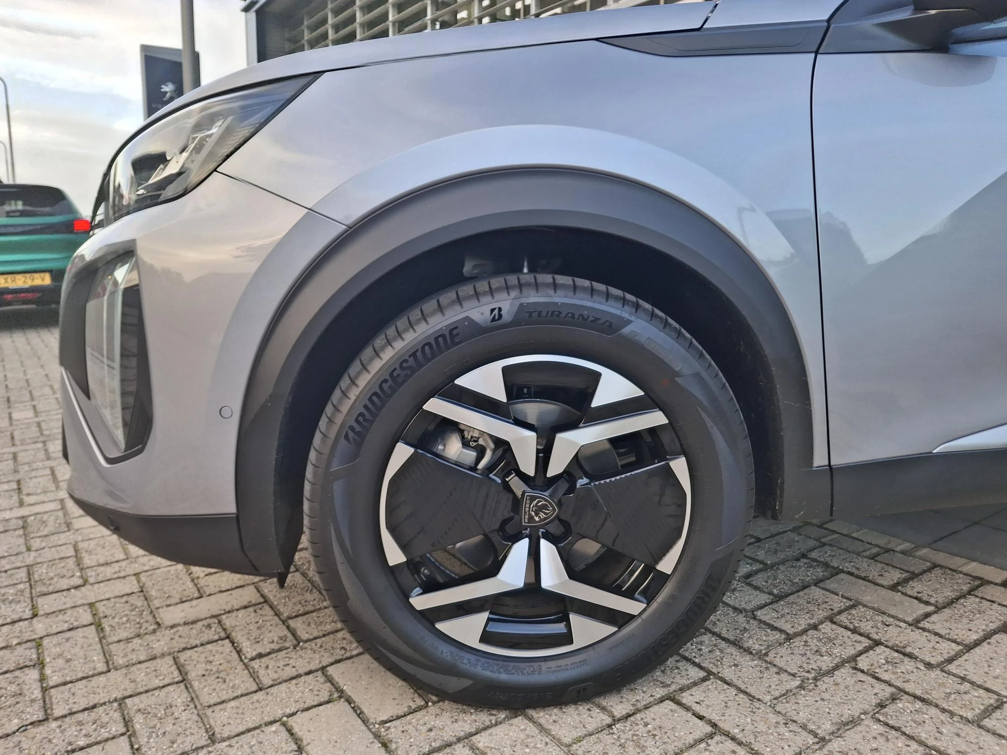 Peugeot-2008-image-7