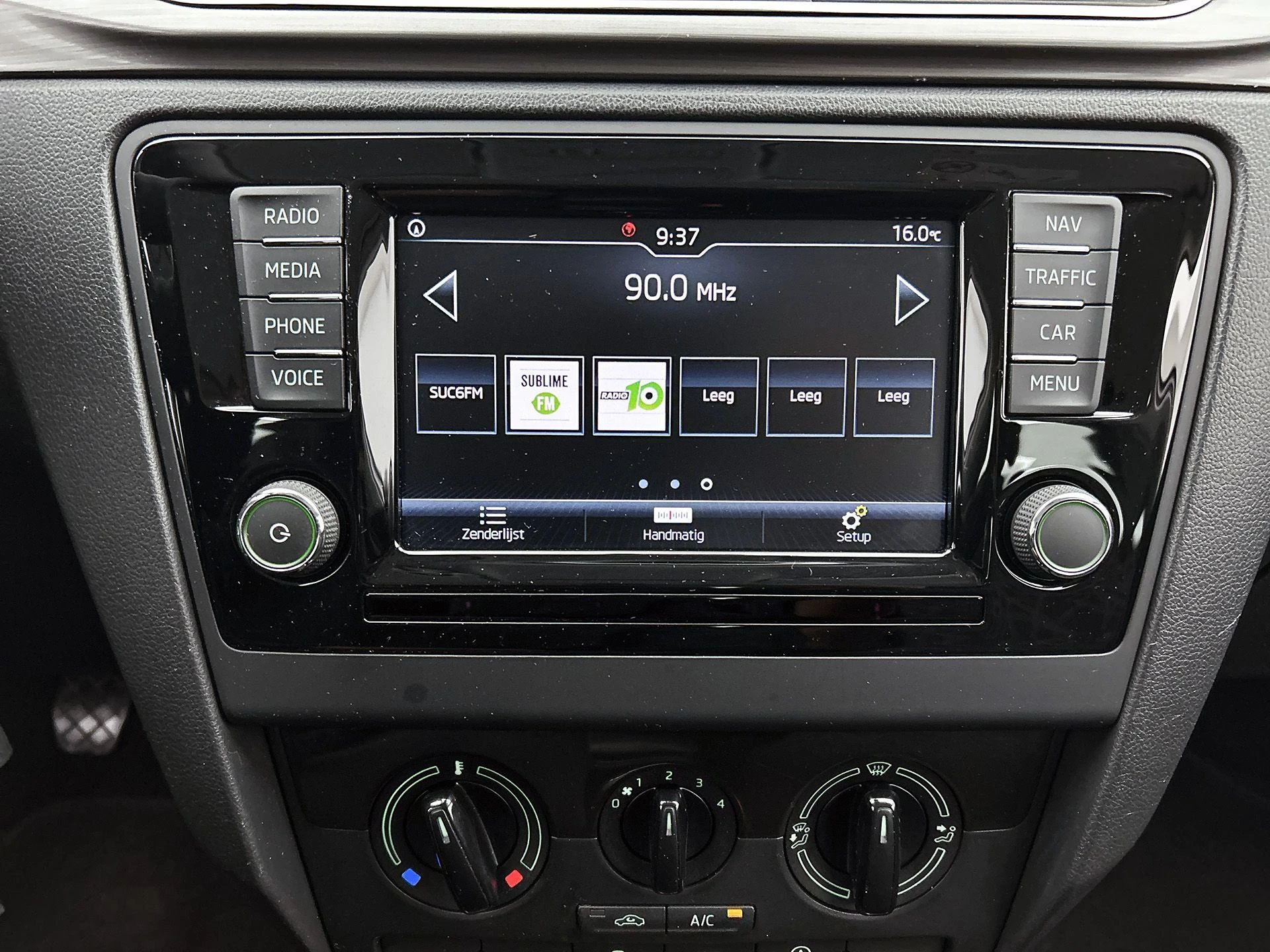 Škoda-Rapid-image-6