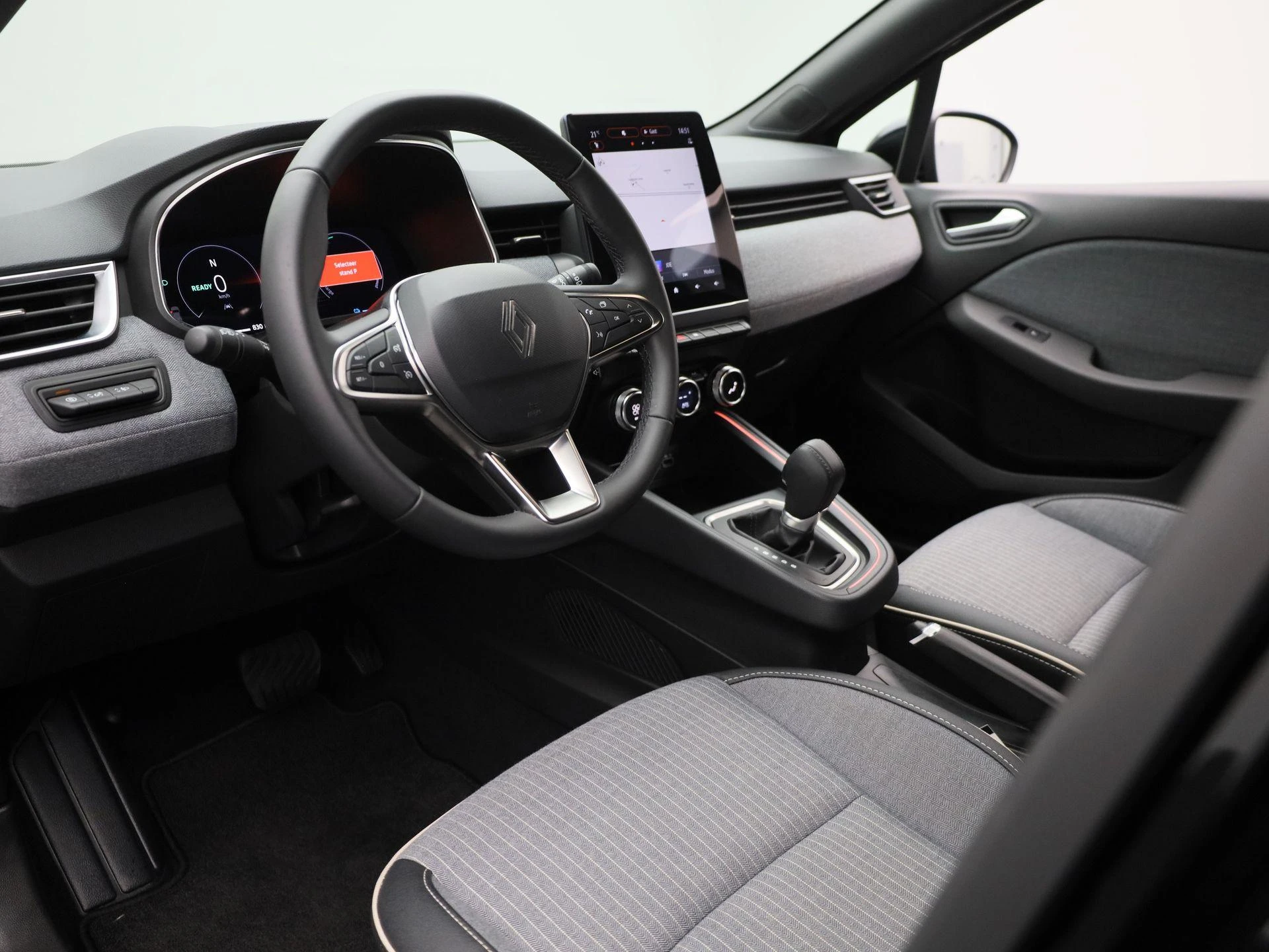 Renault-Clio-image-14