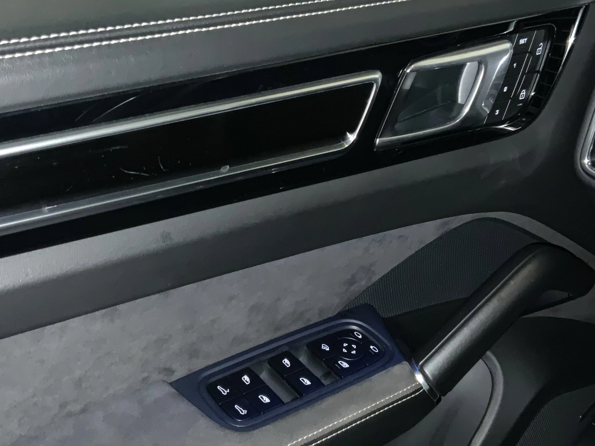 Porsche Cayenne GTS Coupé | BOSE-Sound-System | Sport-Chrono-Paket