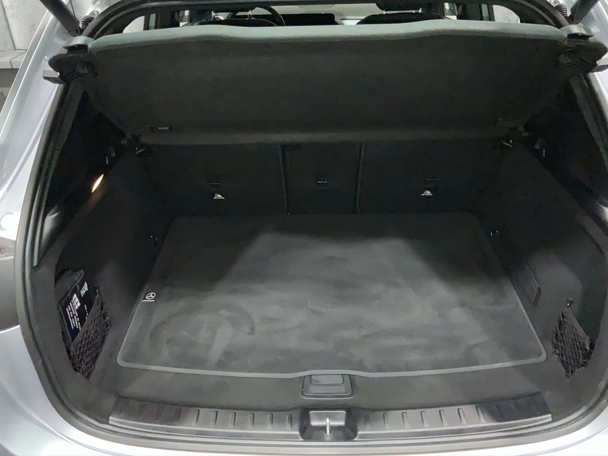 Mercedes-Benz GLA 200 Progressive (EURO 6e)