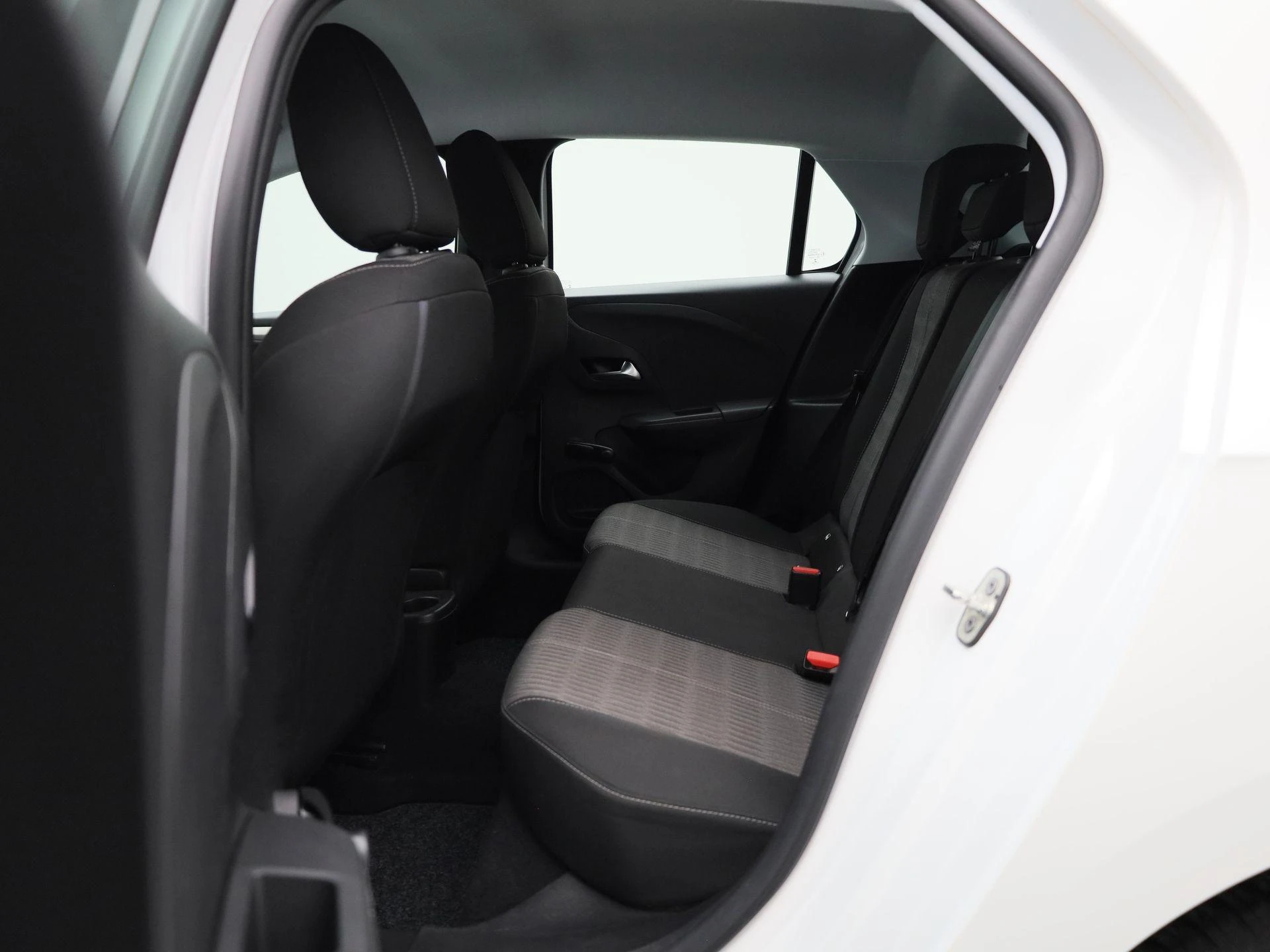 Opel-Corsa-image-11