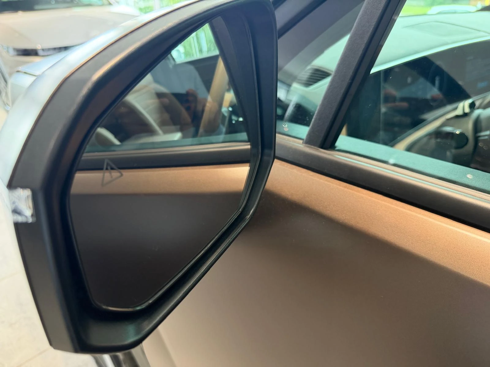 Hyundai-Santa Fe-image-28