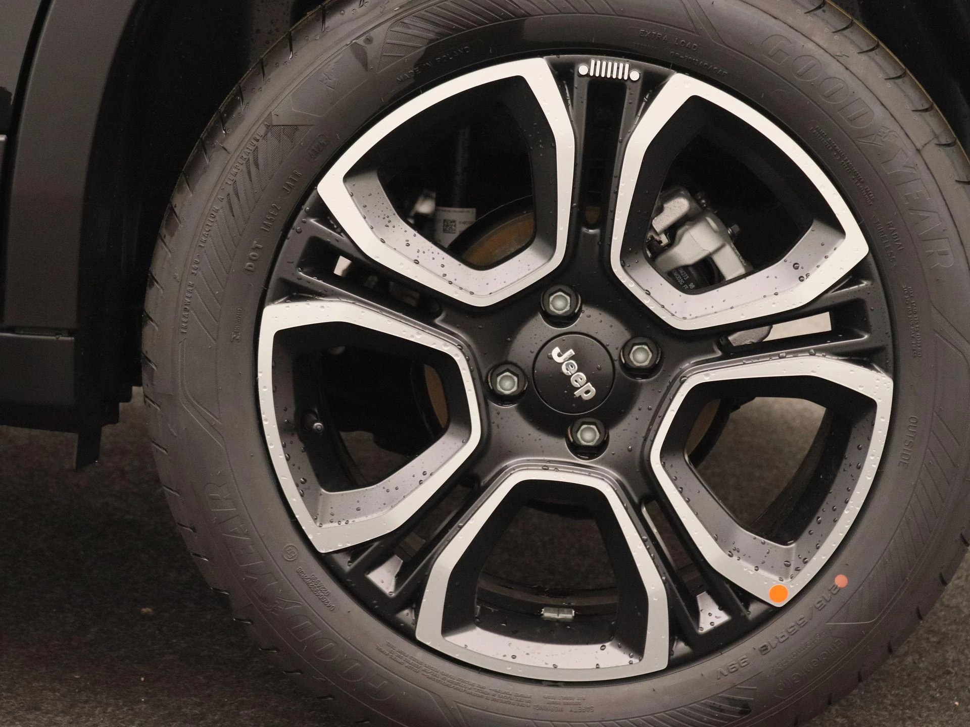Jeep Avenger 1.2 e-Hybrid Summit