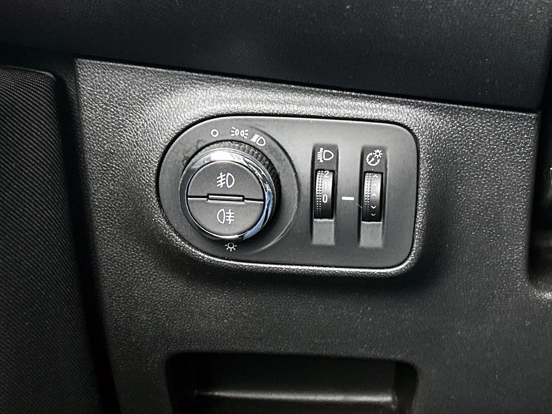 Opel-Corsa-image-22