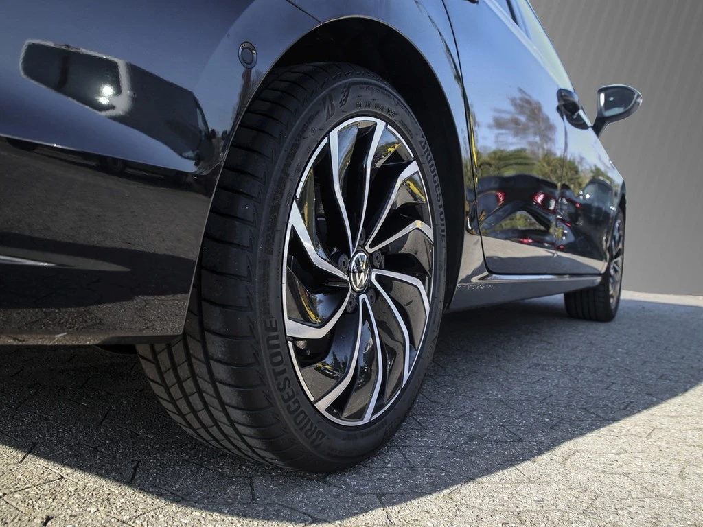 Volkswagen Golf Variant 1.5 eTSI DSG Style AHK/Navi/RFK