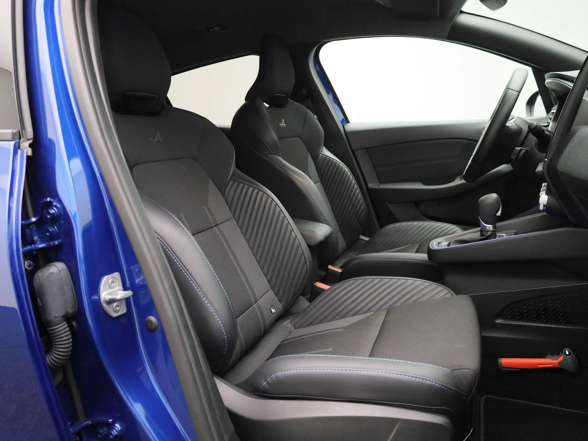 Renault-Clio-image-32