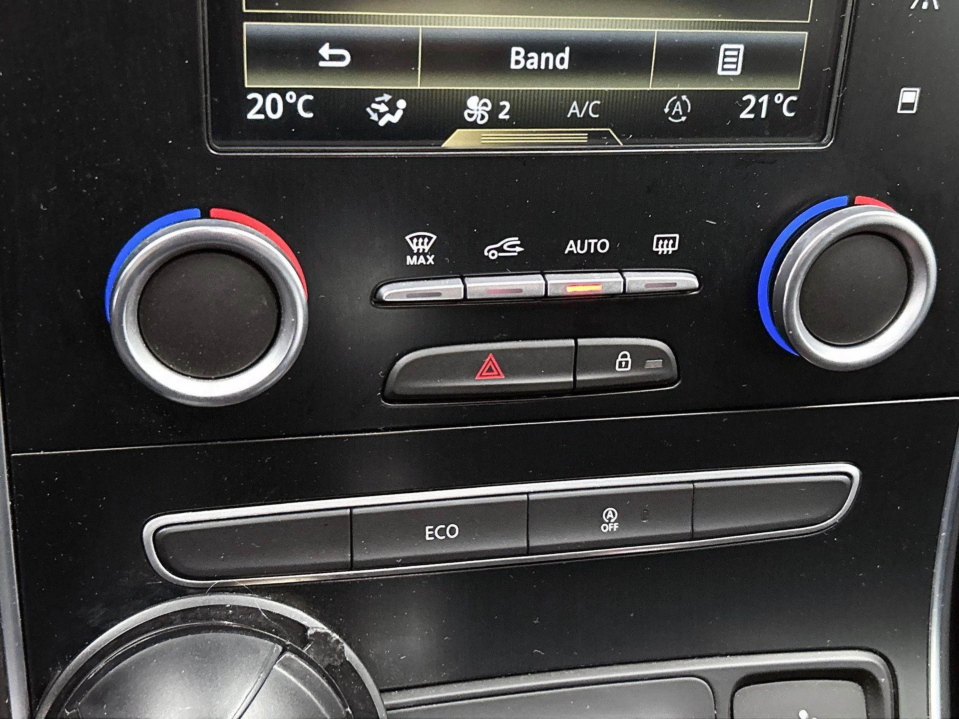 Renault-Scénic-image-23