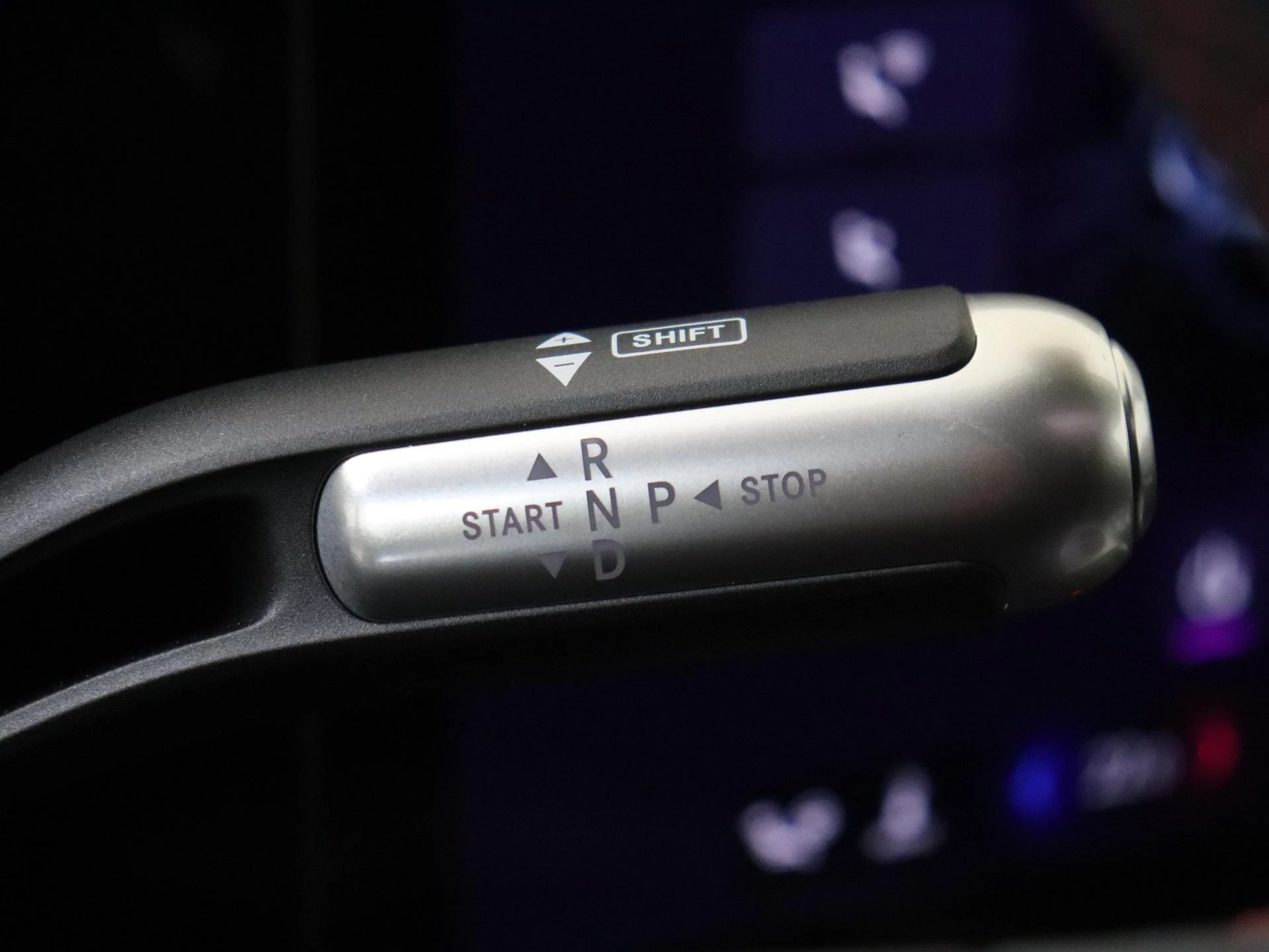 Mercedes-Benz-CLA-image-22