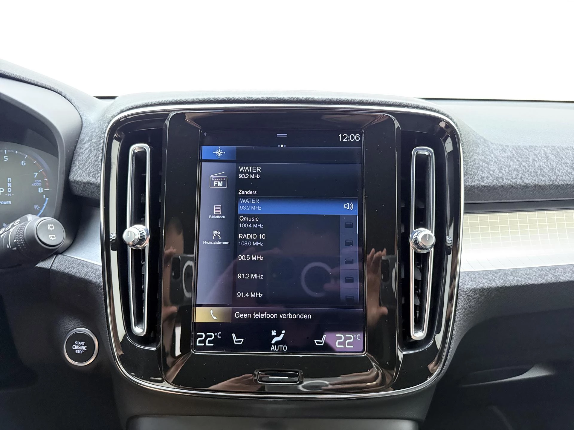 Volvo XC40 1.5 T4 Plug-in hybrid Plus Dark