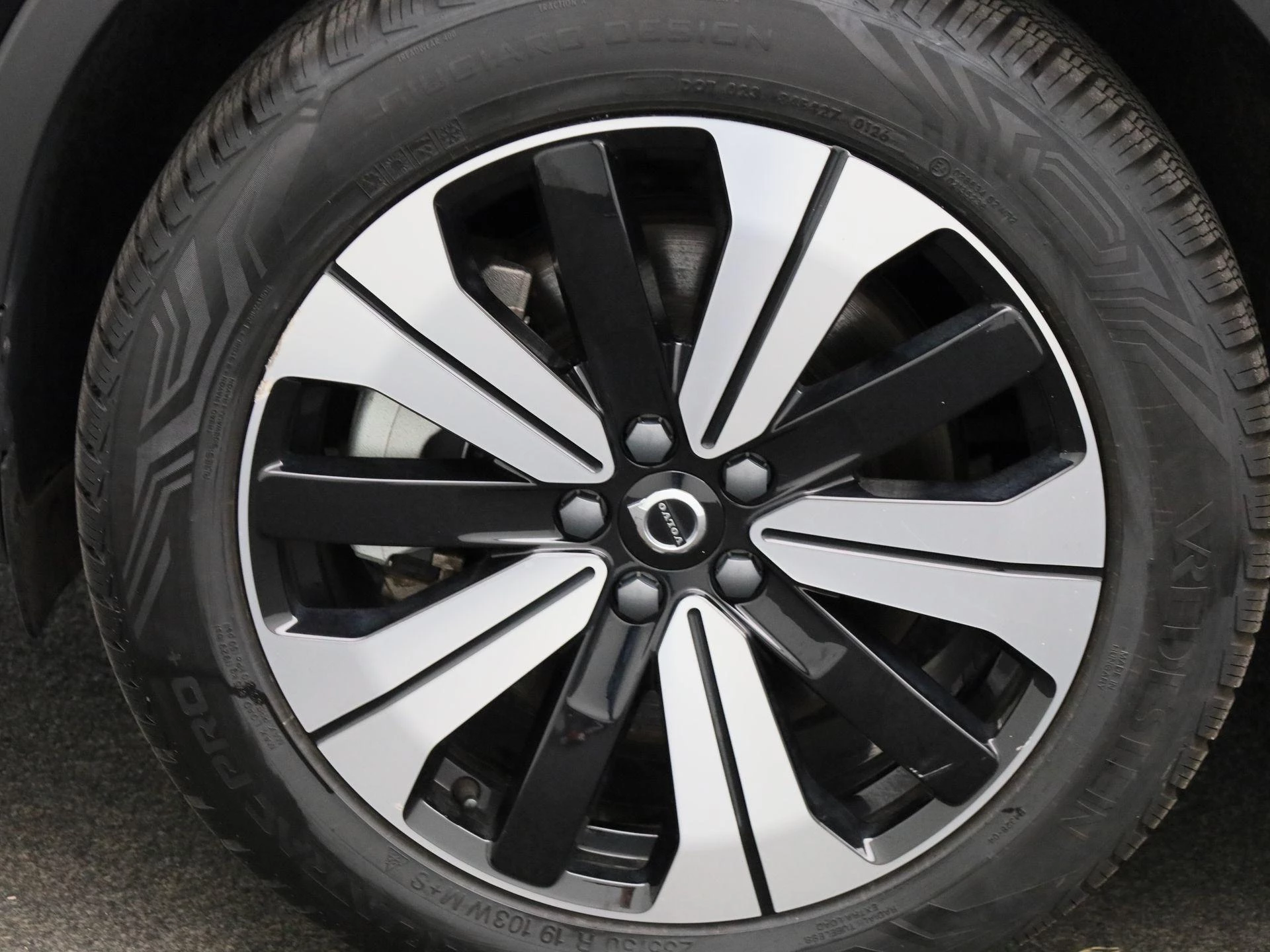 Volvo-XC40-image-11