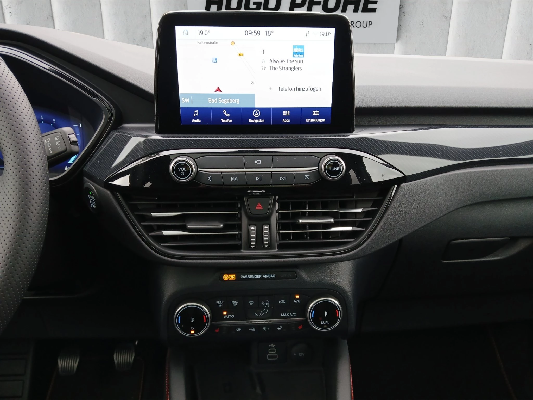 Ford Kuga ST-Line X*PANO*AHK*KAM*ACC*NAVI*SOUND-SYS.