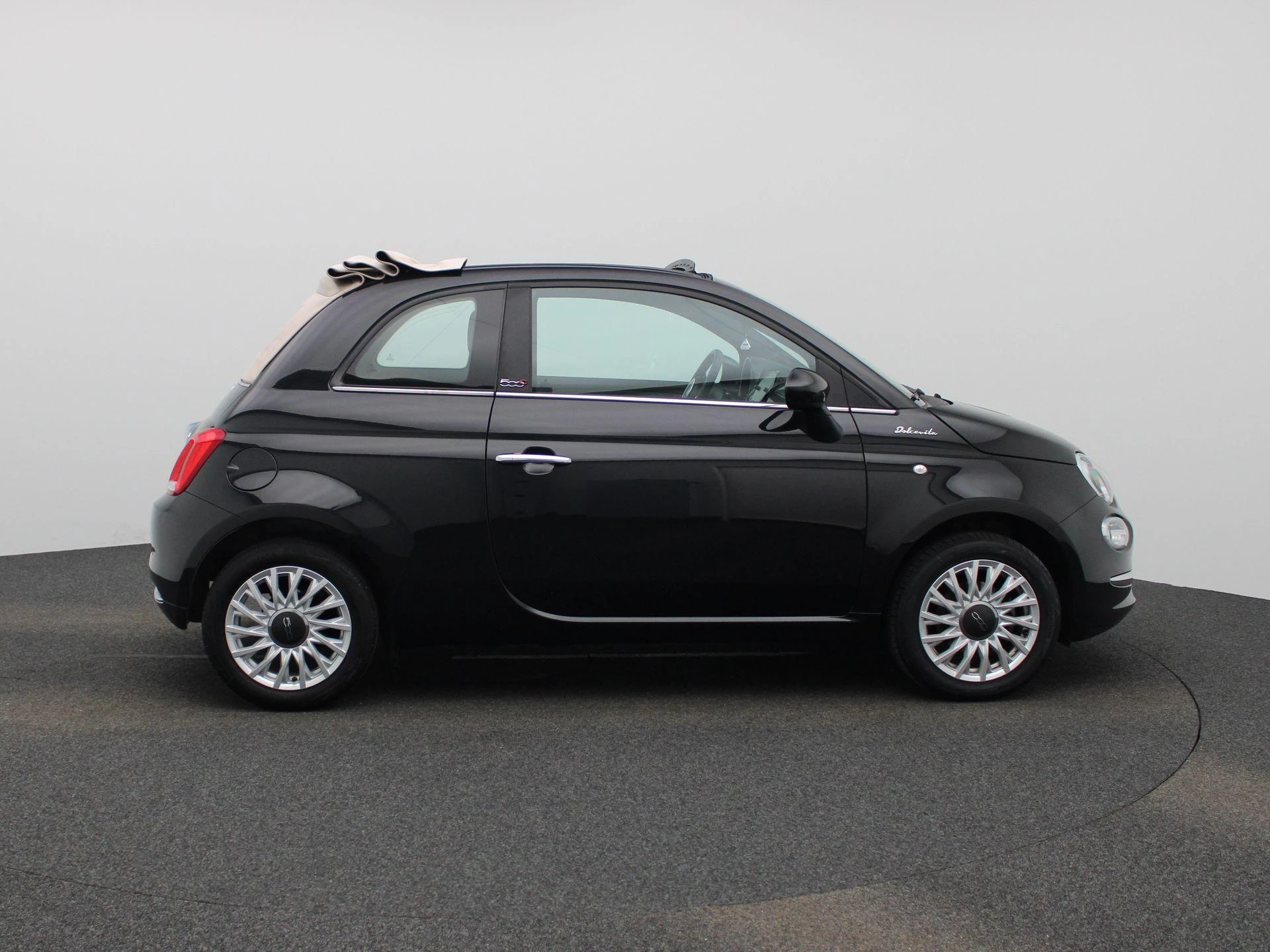 Fiat-500C-image-5