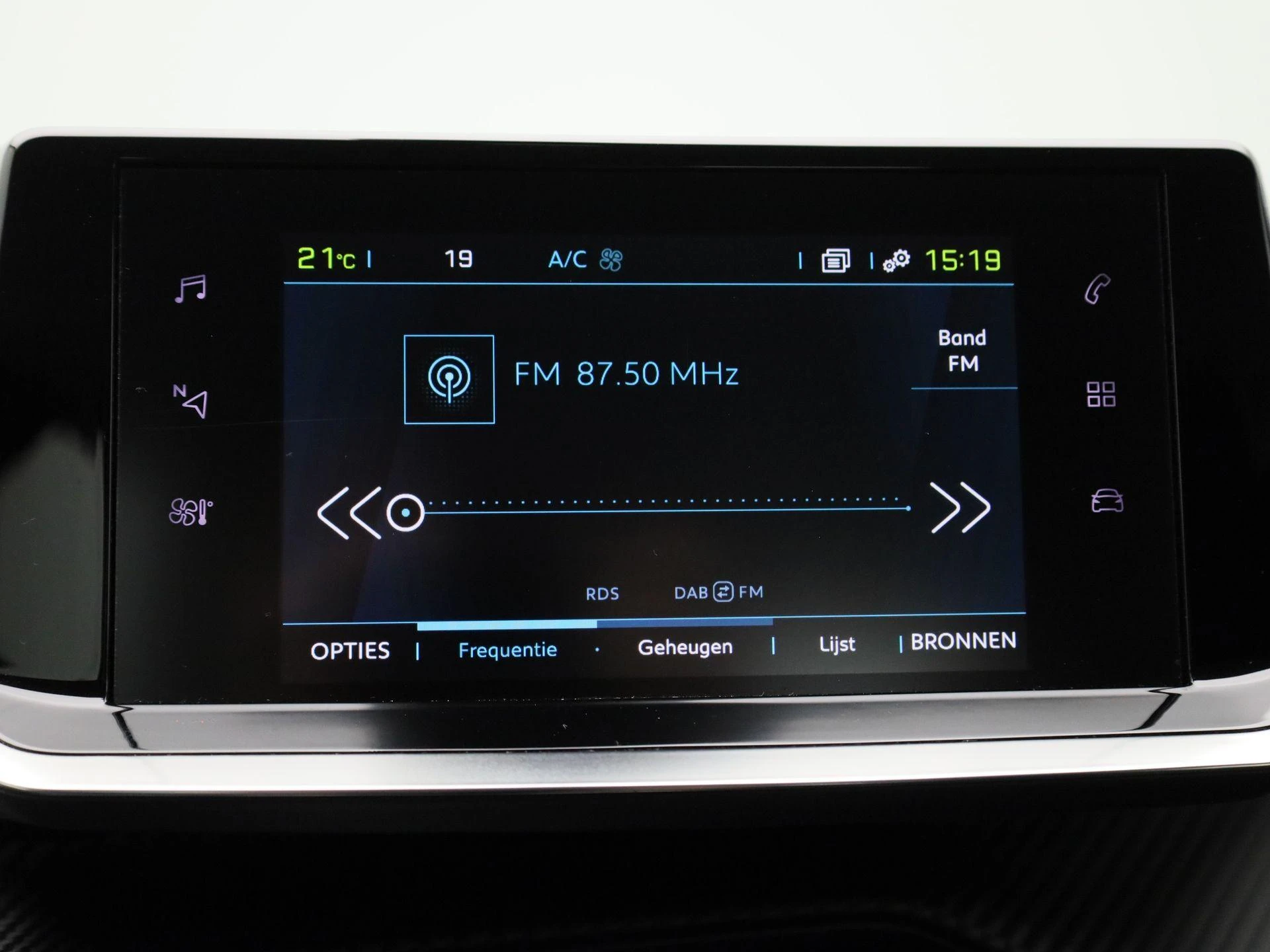 Peugeot e-208 EV Allure 50 kWh