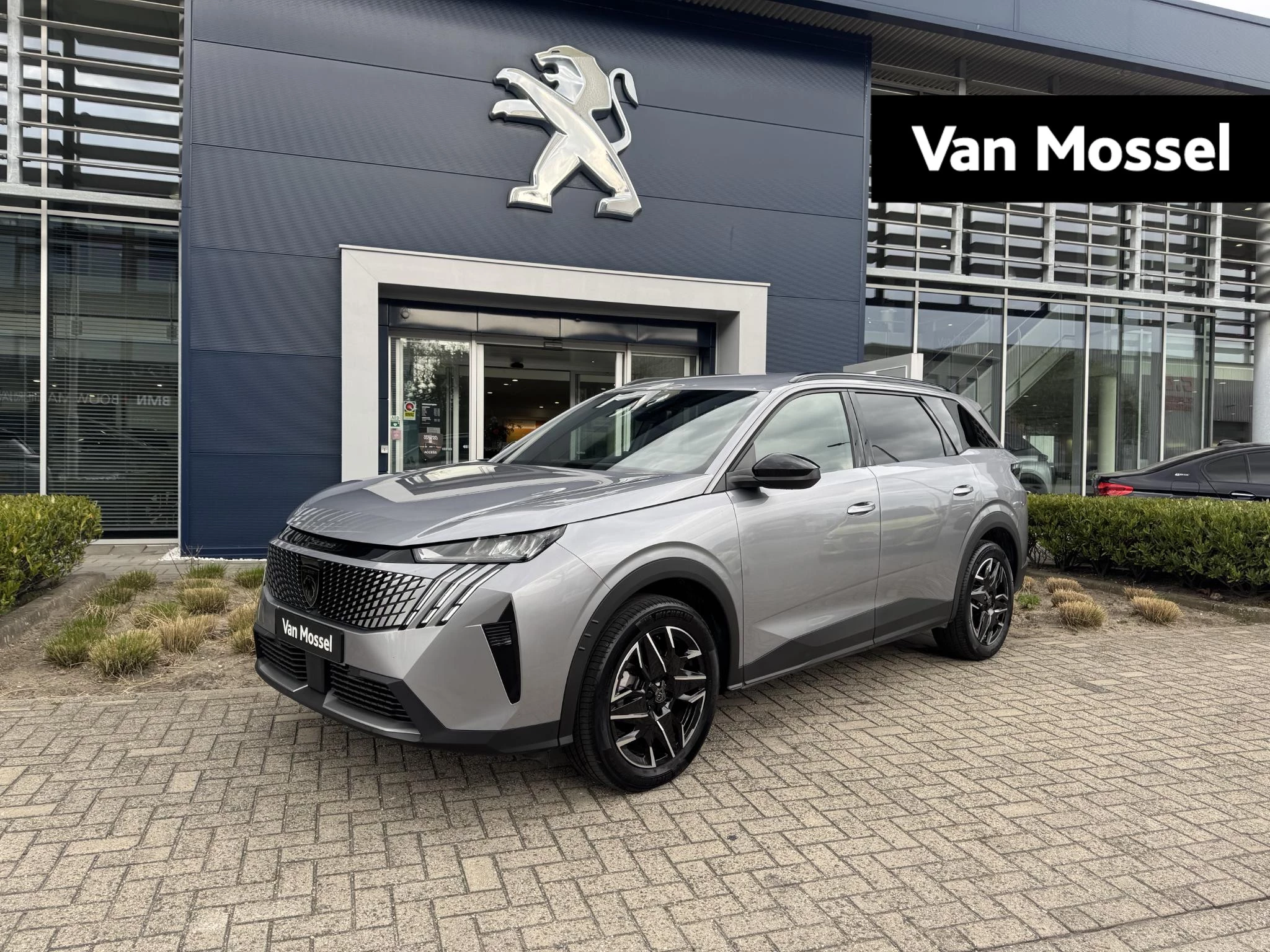 Peugeot-5008-image-0