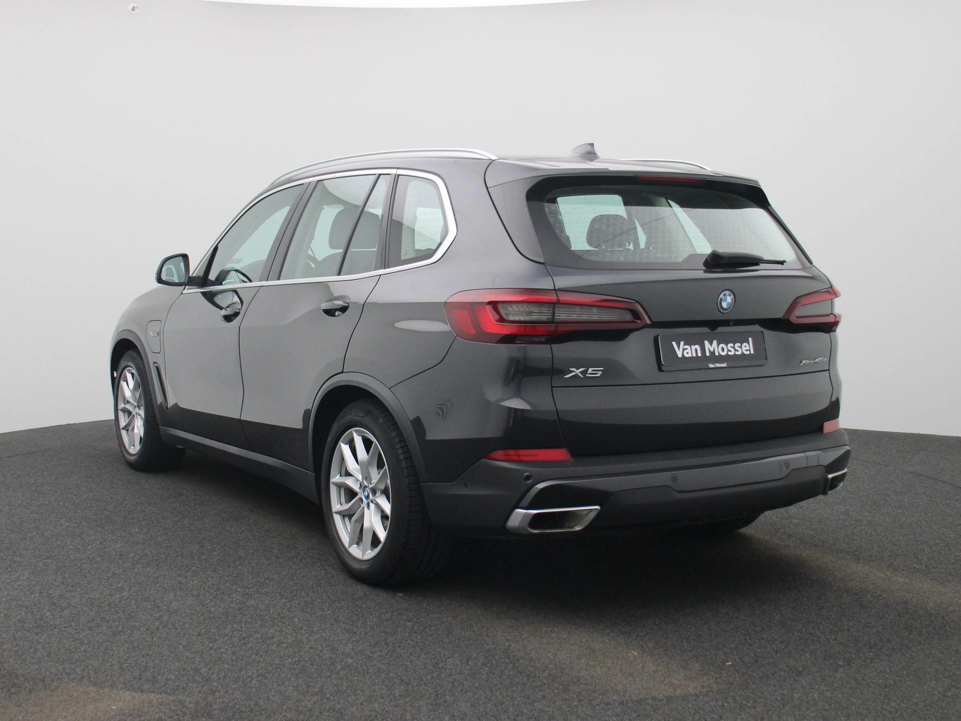 BMW X5 xDrive45e