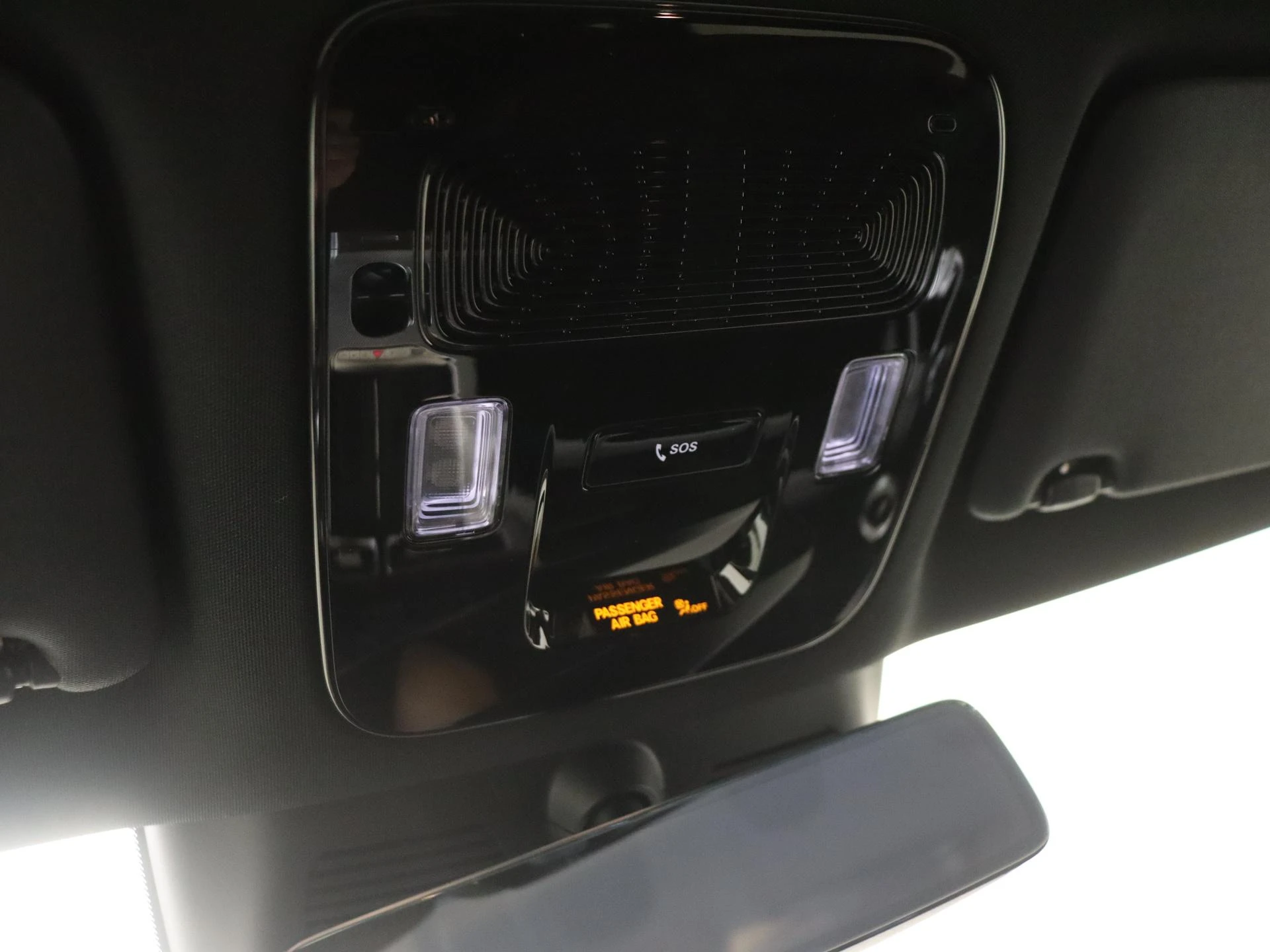 Mercedes-Benz-C-Klasse-image-22