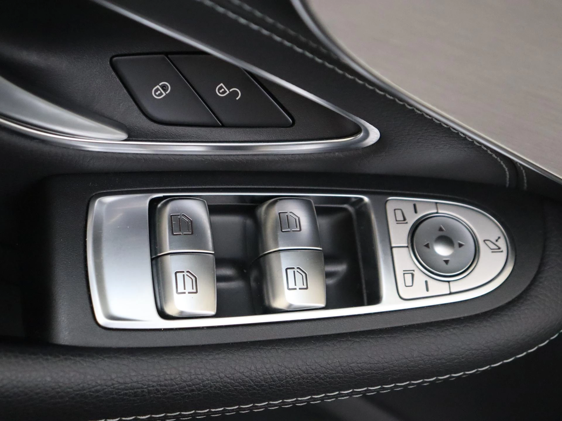 Mercedes-Benz C-Klasse Cabrio 180 Premium Plus Pack