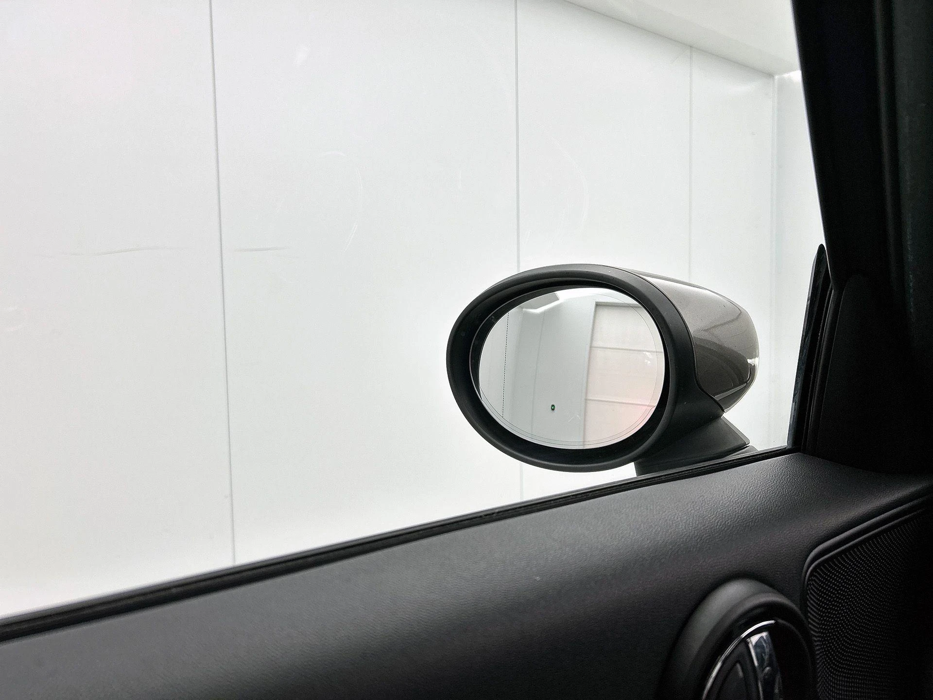MINI-Countryman-image-16
