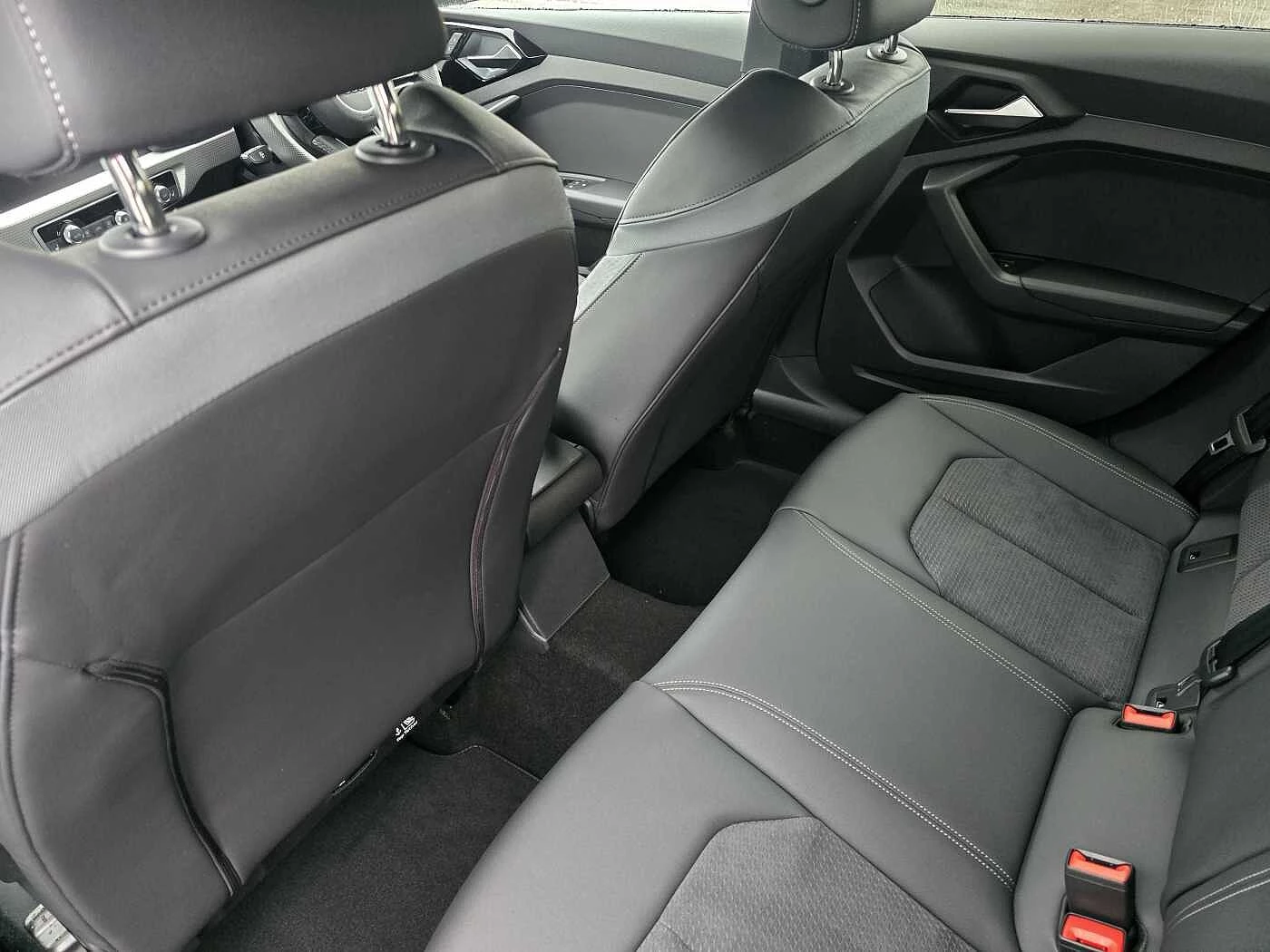 Audi-A1 Sportback-image-45