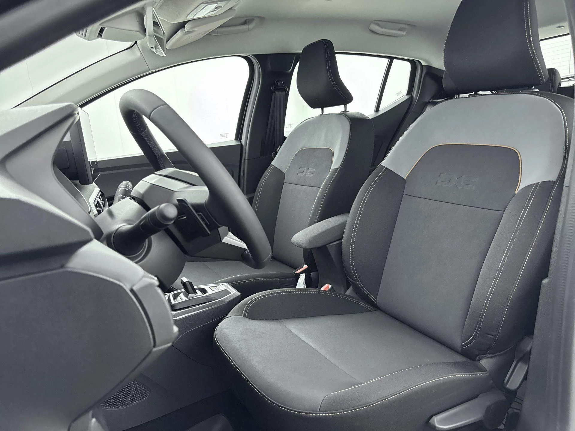 Dacia-Sandero Stepway-image-27