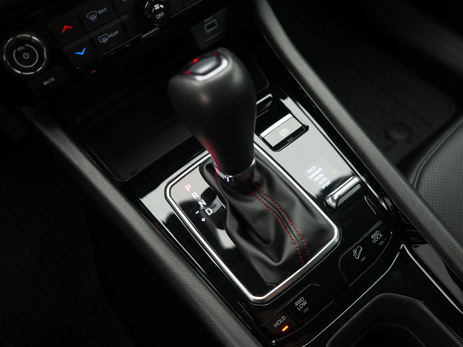 Jeep Compass 4xe 240 Plug-in Hybrid Electric Trailhawk