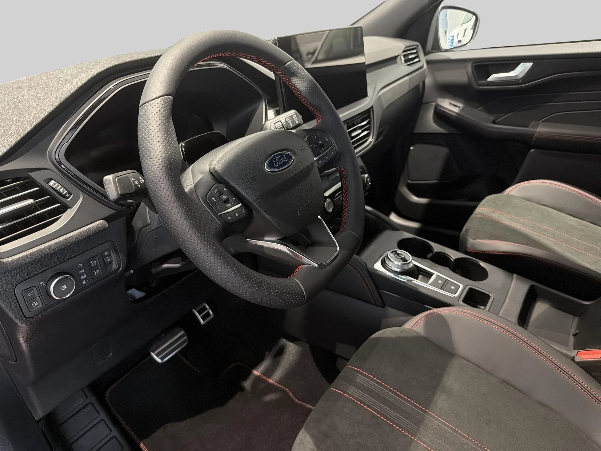 Ford-Kuga-image-8