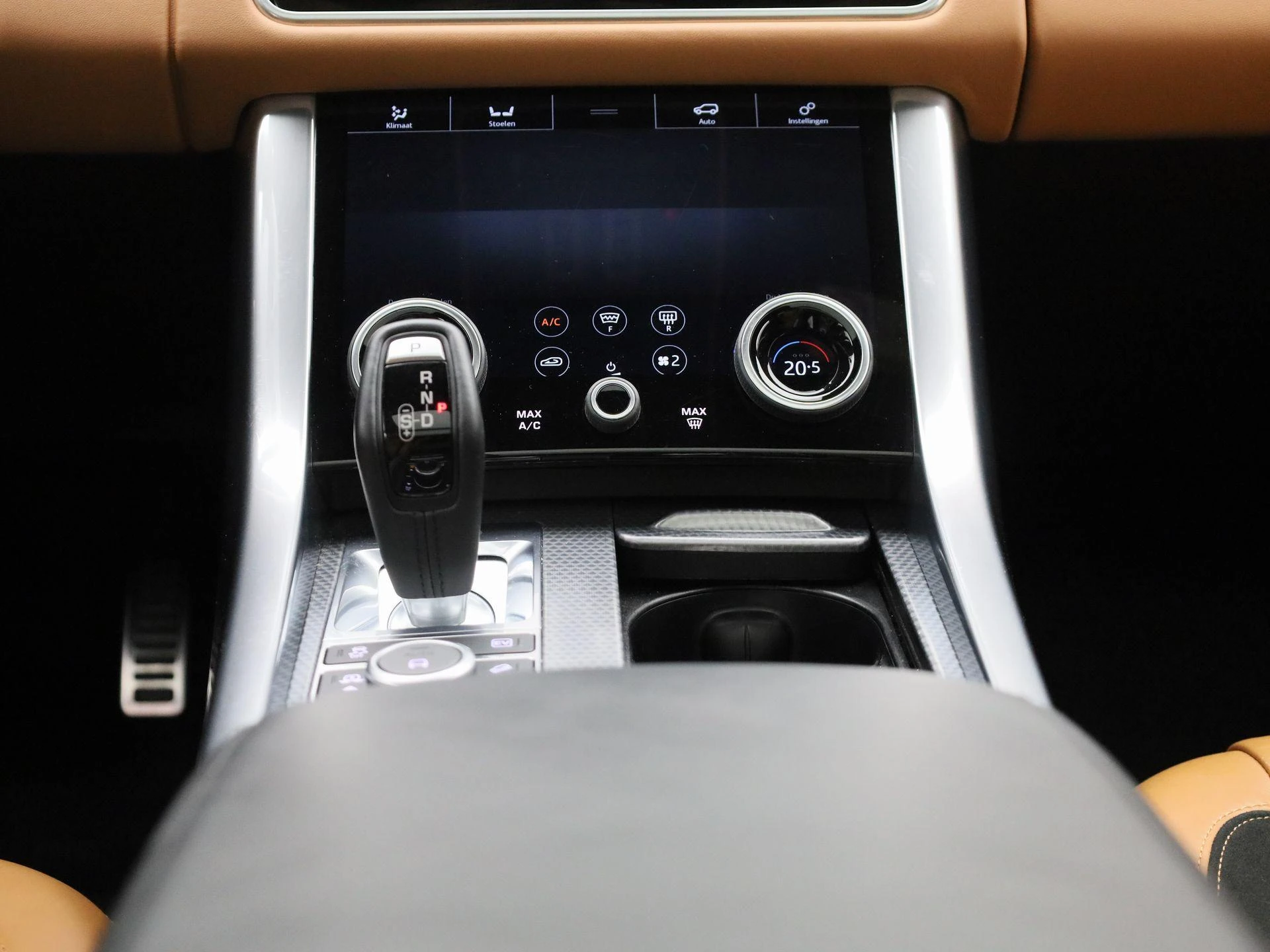 Land Rover-Range Rover Sport-image-9