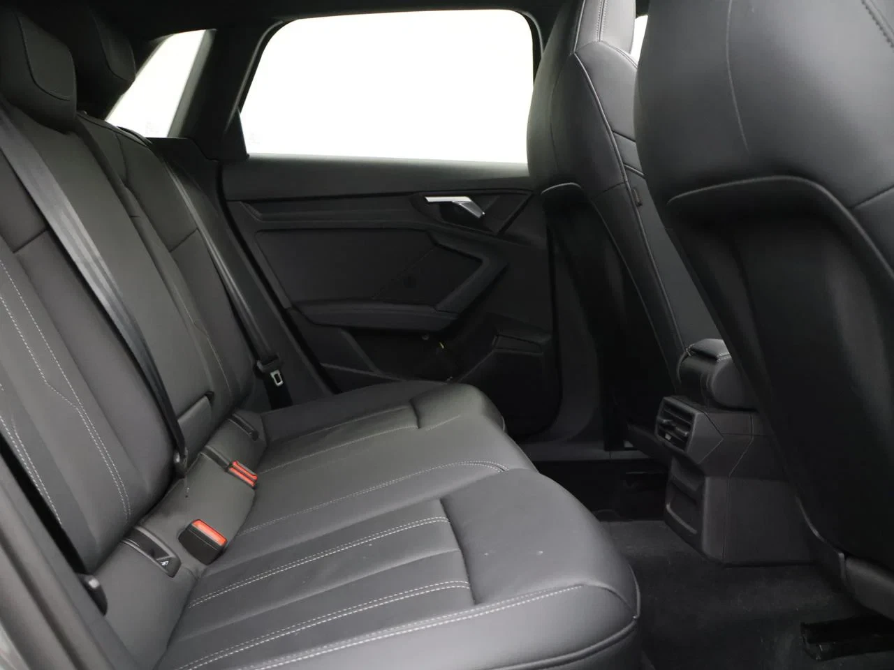 Audi A3 Sportback Audi A3 Sportback Sport Edition 3XS line 30TFSI 110PK *AUTOMAAT*PANODAK*LEDER*SPORTZETELS*PDC*ACC*NAVIAPP-CONNECT*...*