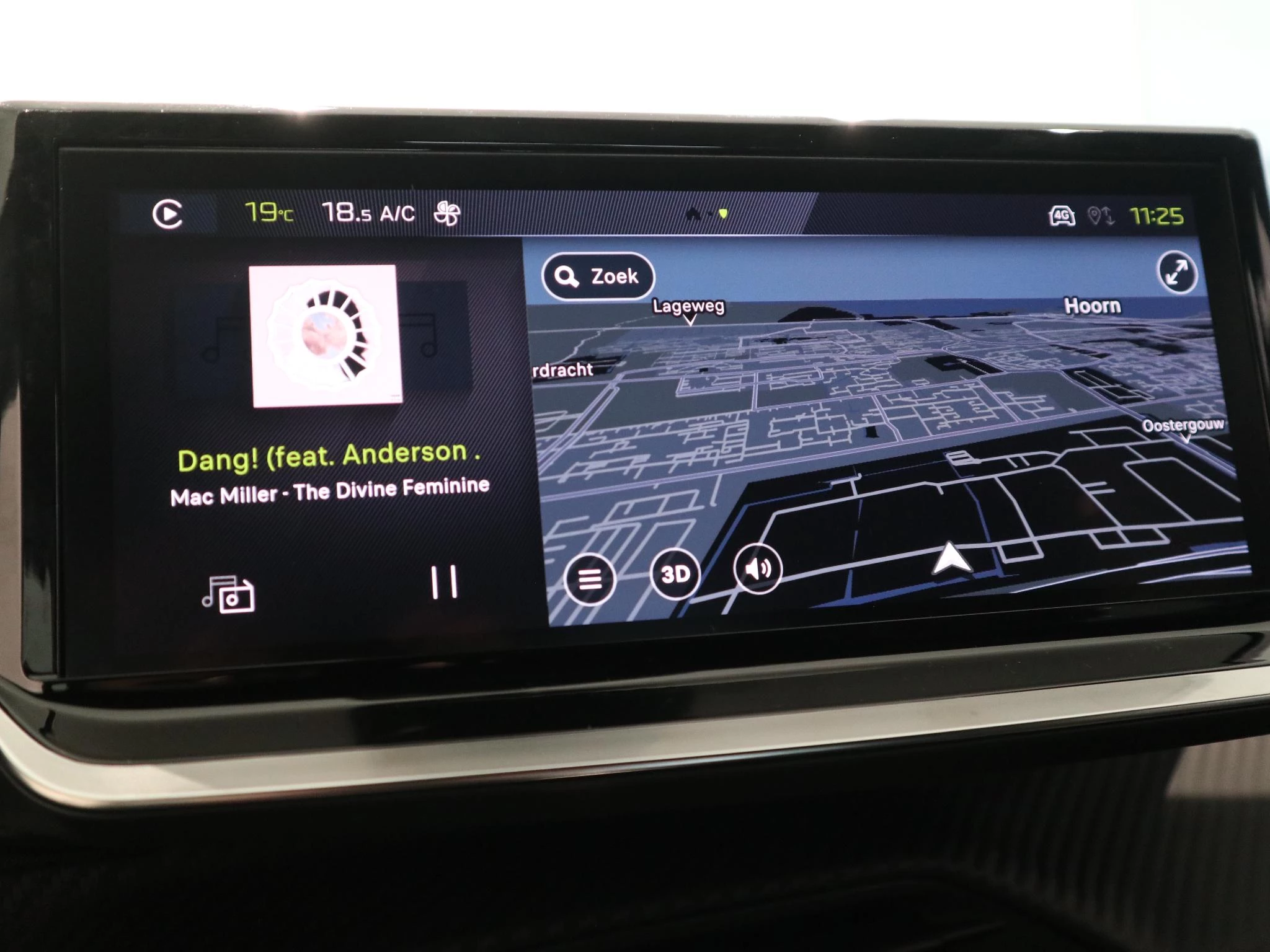 Peugeot-208-image-15