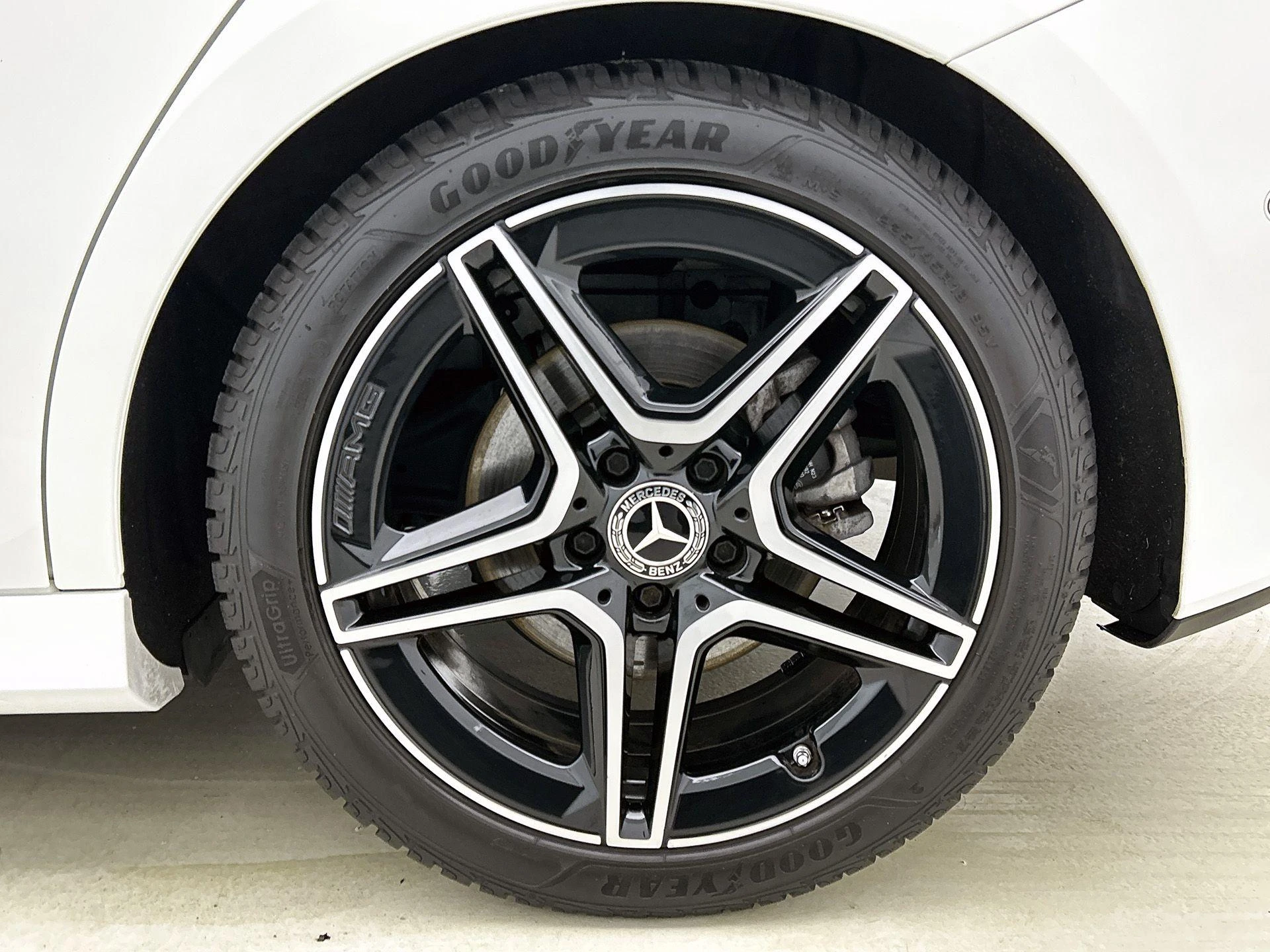 Mercedes-Benz-B-Klasse-image-37