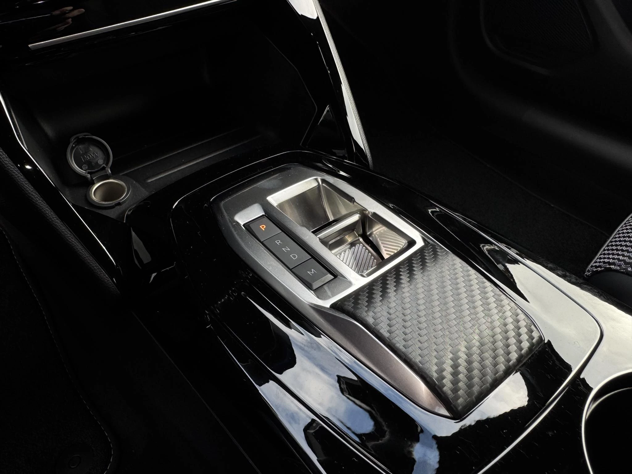 Peugeot-208-image-16