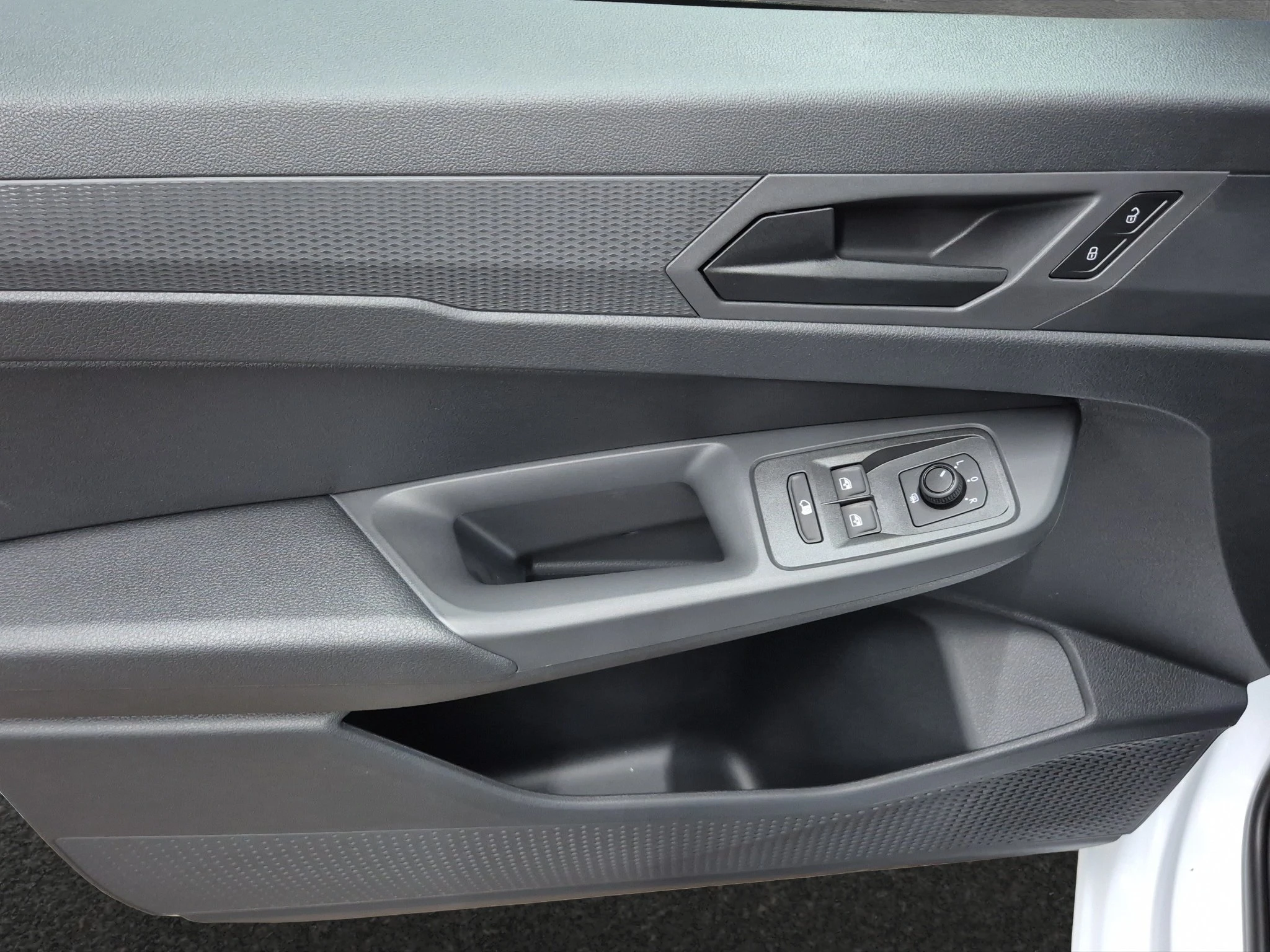Ford-Transit Connect-image-15