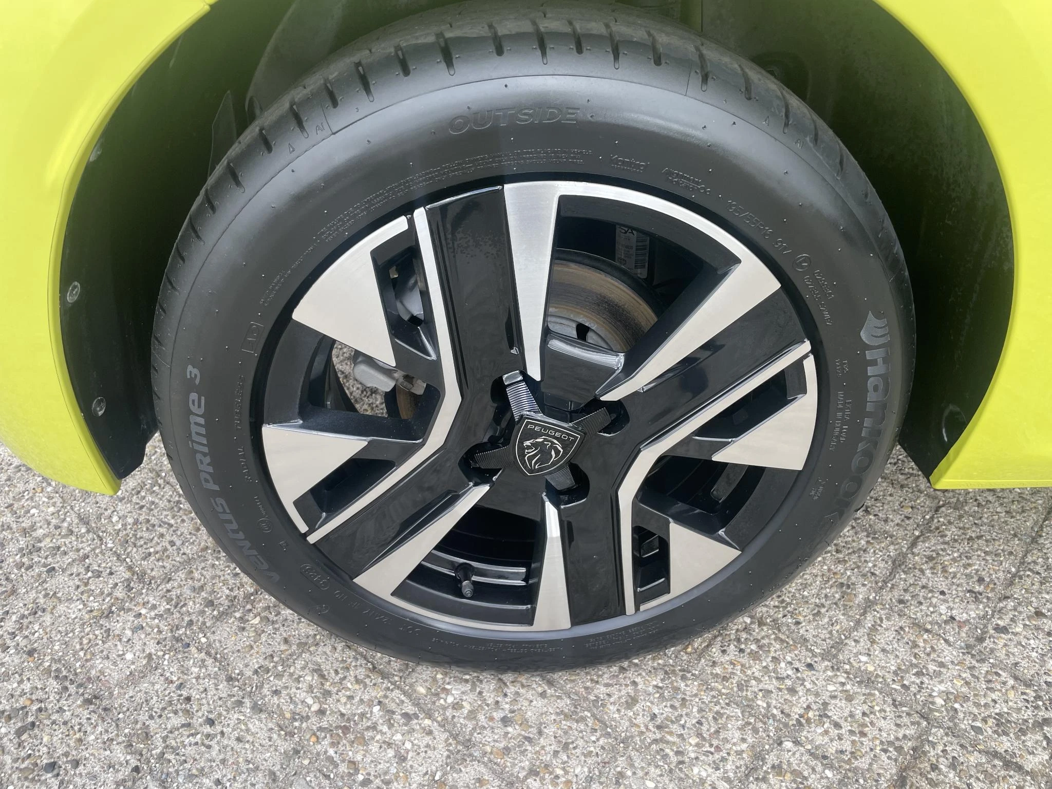 Peugeot-208-image-7