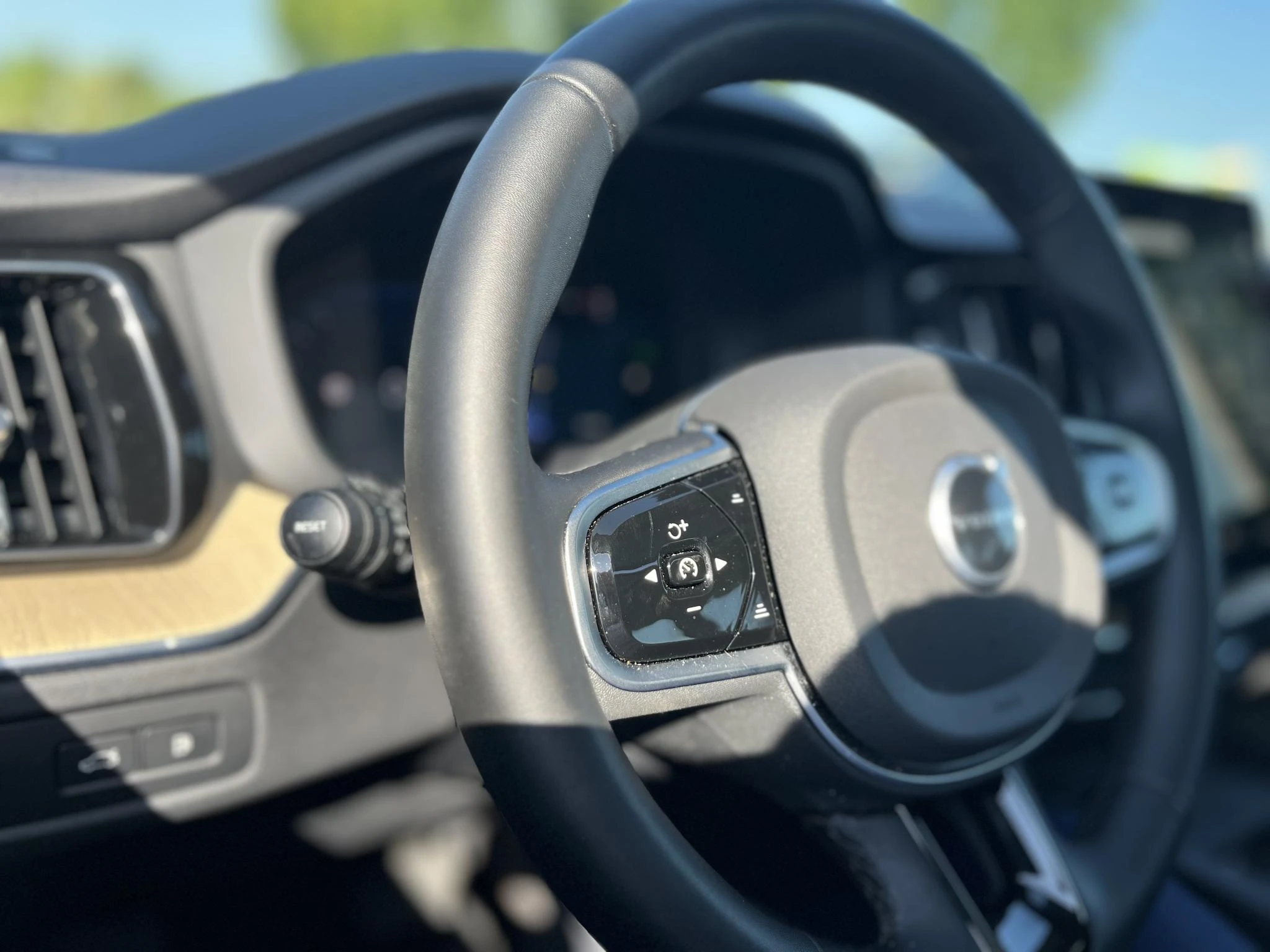 Volvo-XC60-image-13