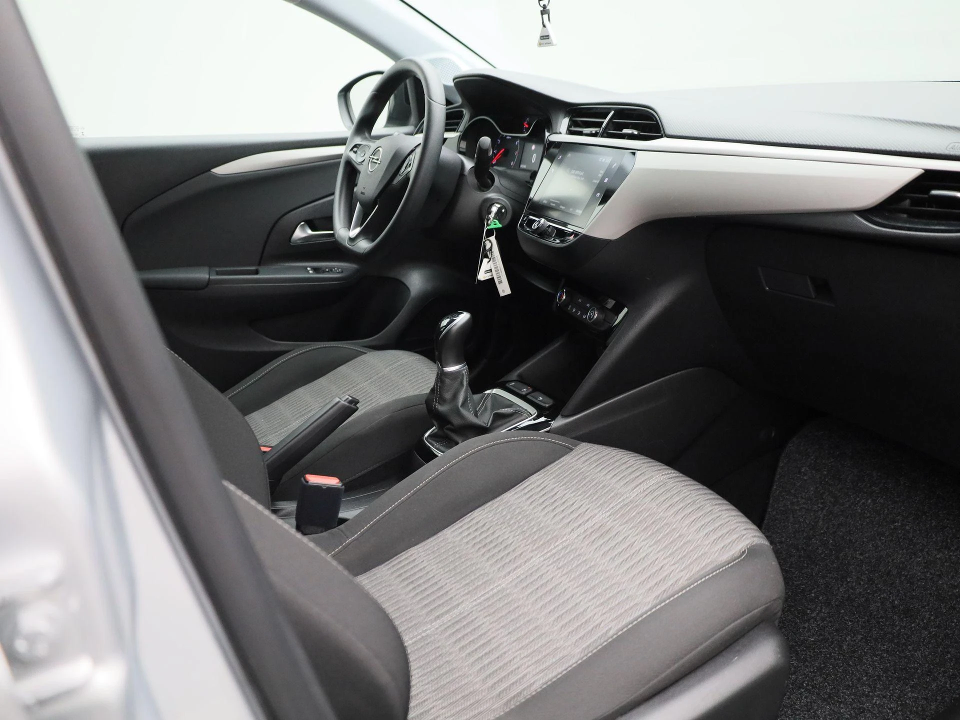 Opel-Corsa-image-31