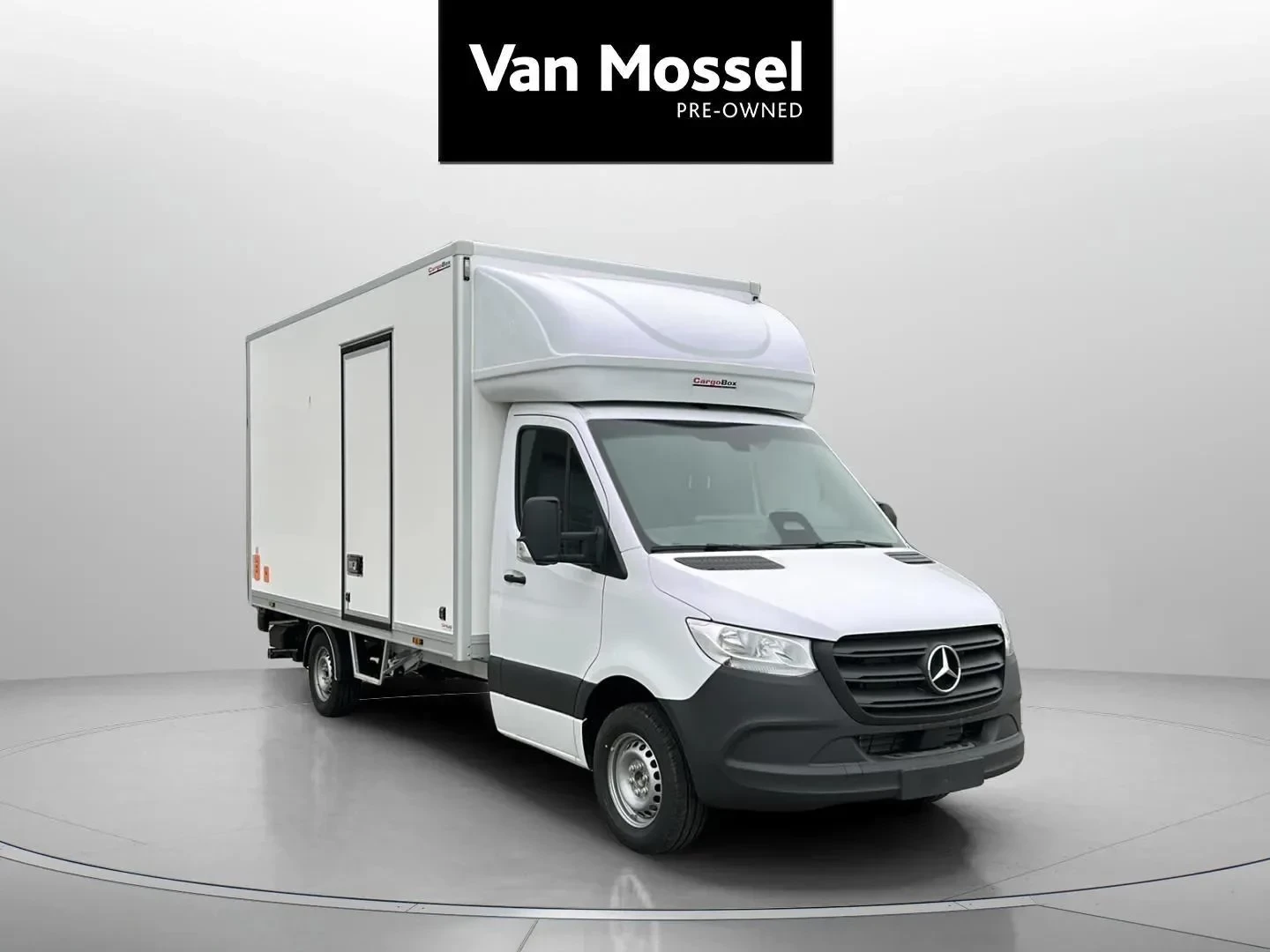Mercedes-Benz-Sprinter-image-6