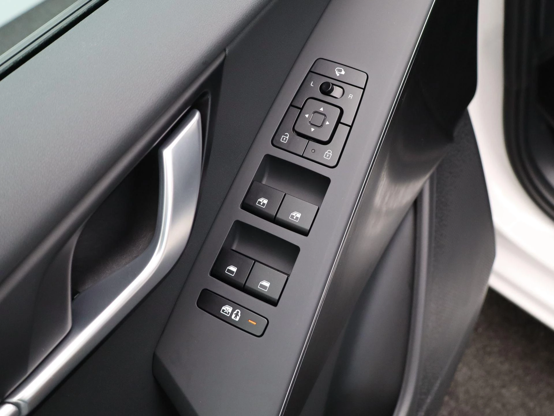 Kia-Niro-image-25