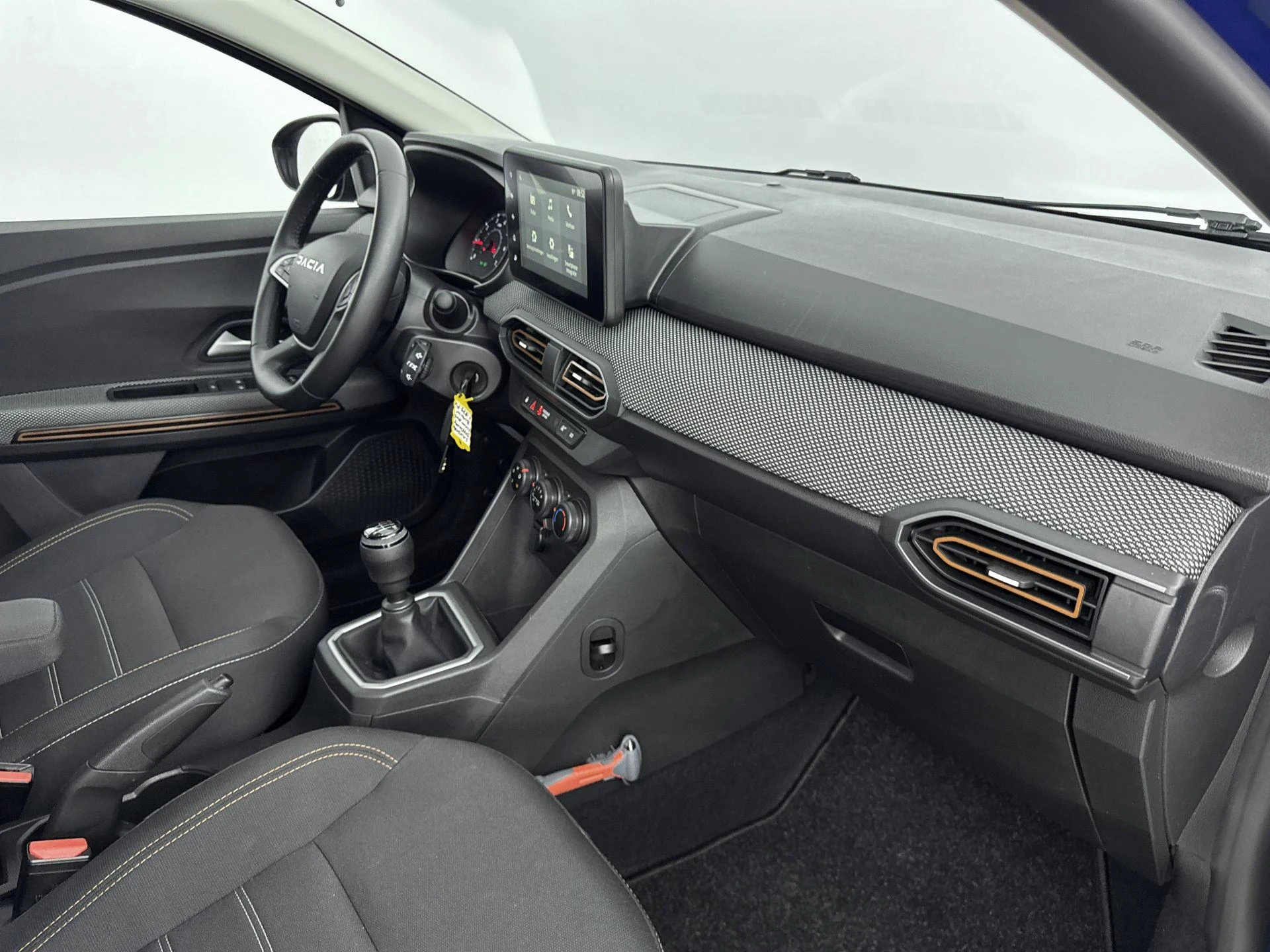 Dacia-Sandero Stepway-image-16
