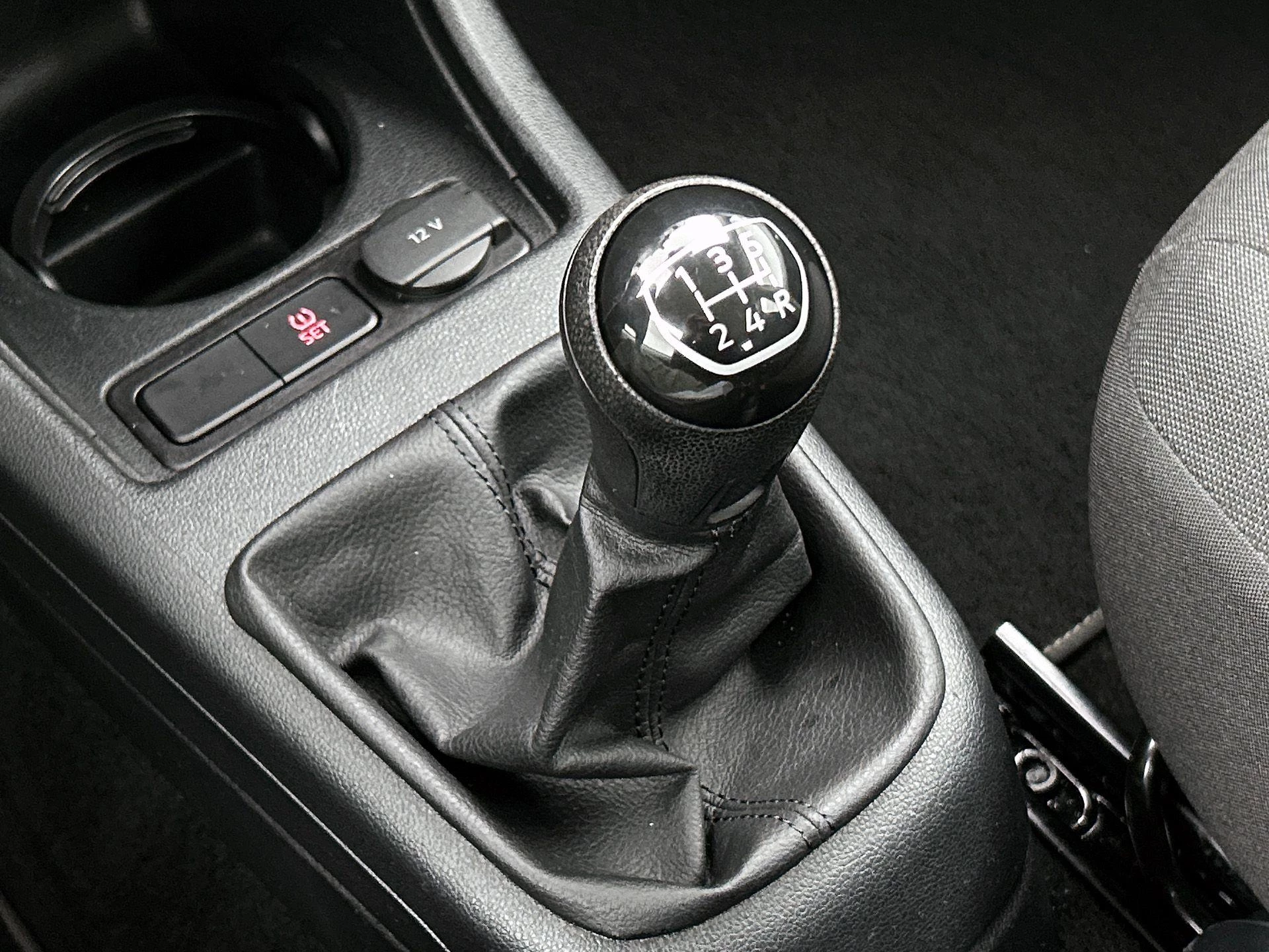 Volkswagen-up!-image-20