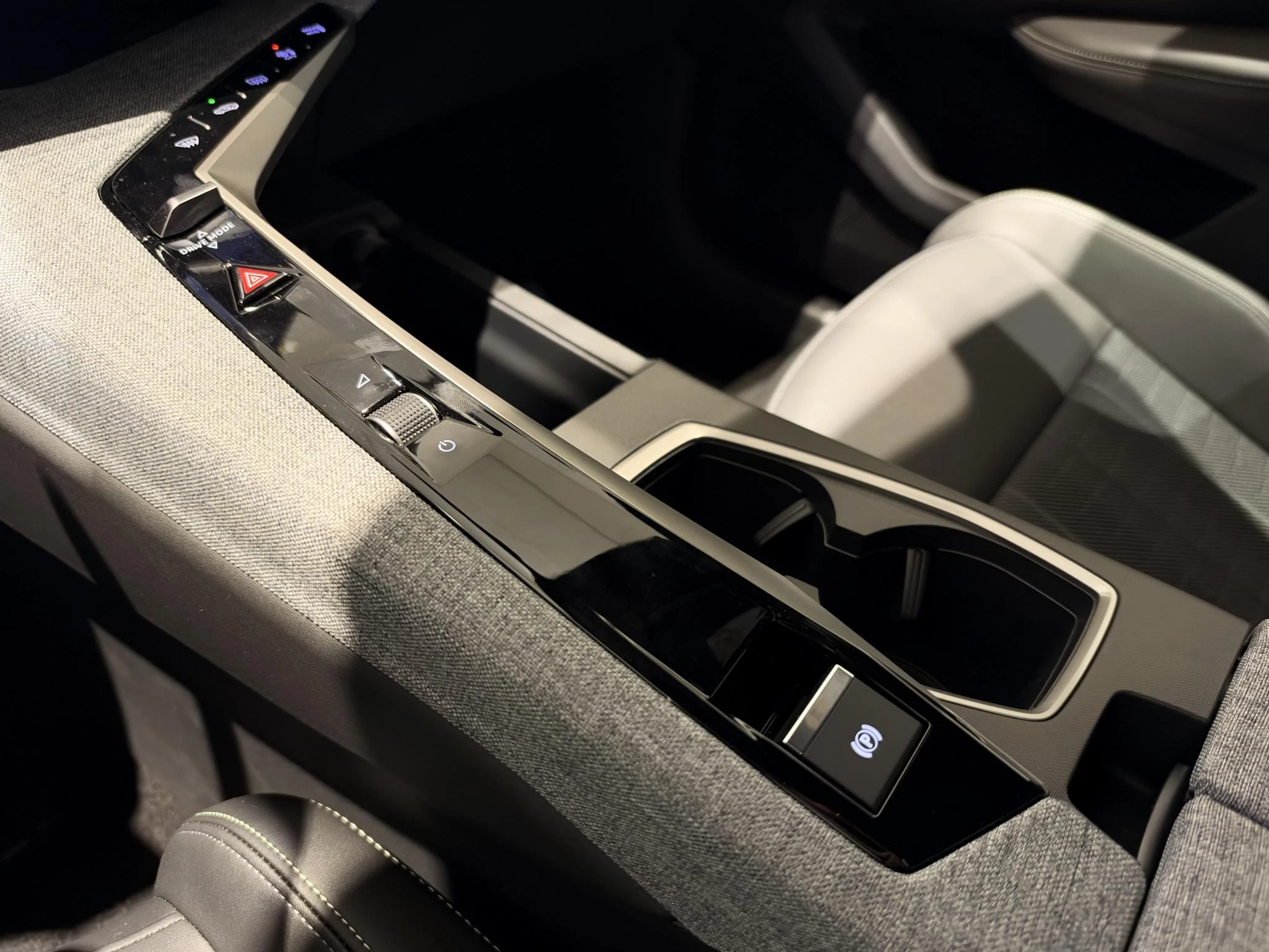 Peugeot-e-3008-image-21