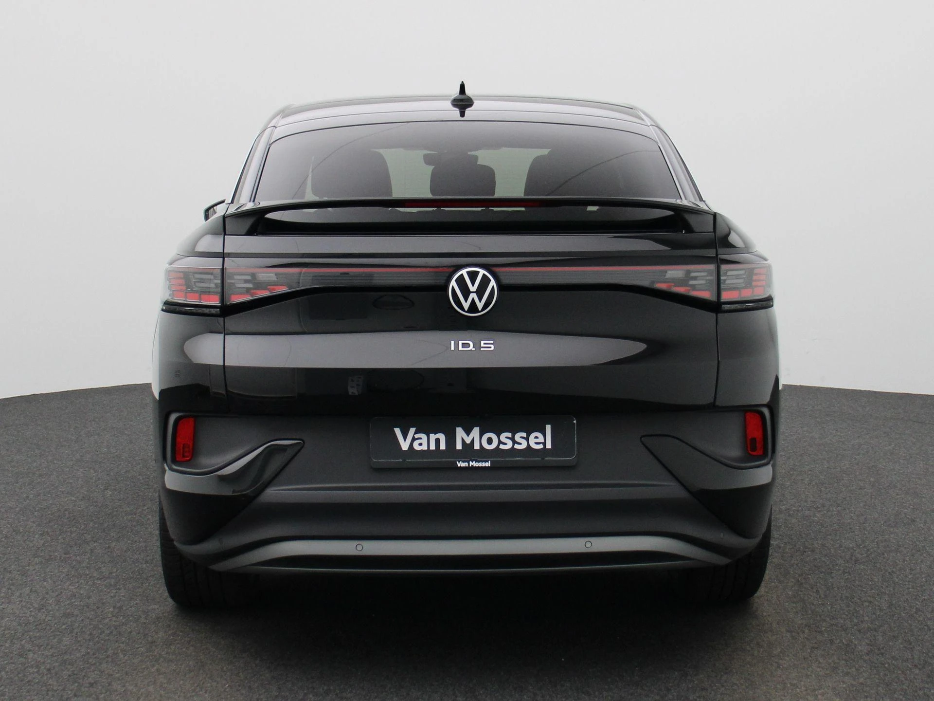 Volkswagen-ID.5-image-4