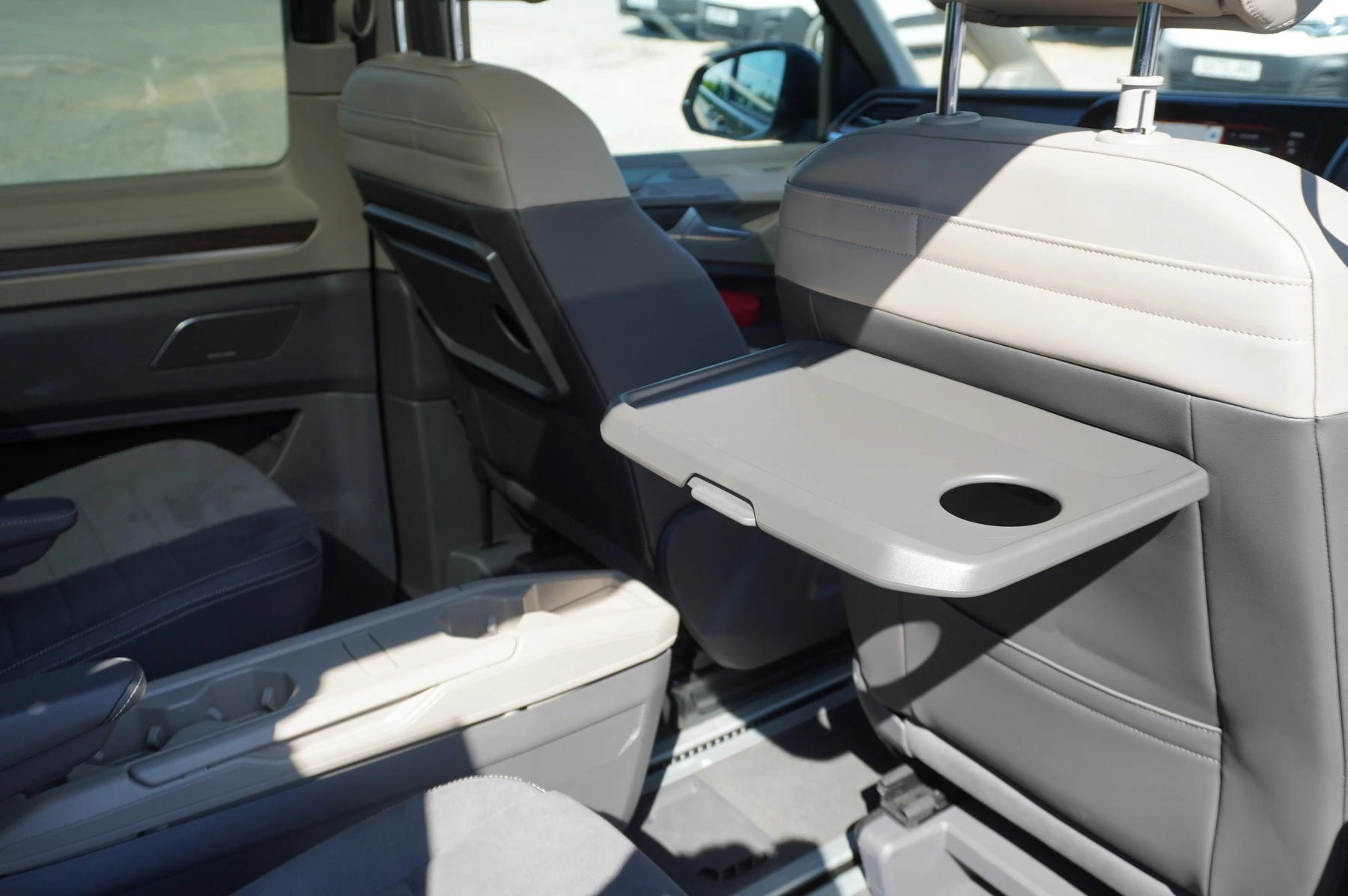 Volkswagen Multivan 2.0 TSI Style 5dr LWB DSG