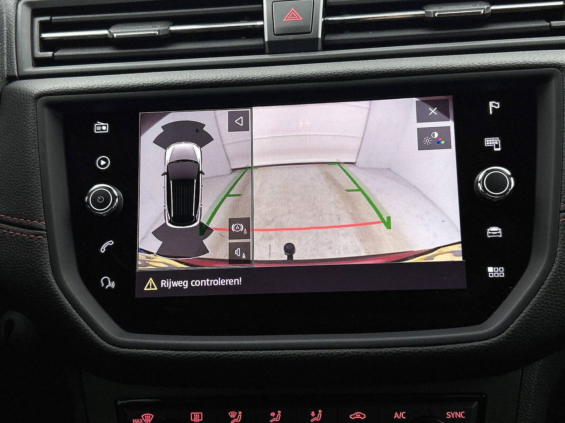 SEAT-Arona-image-20